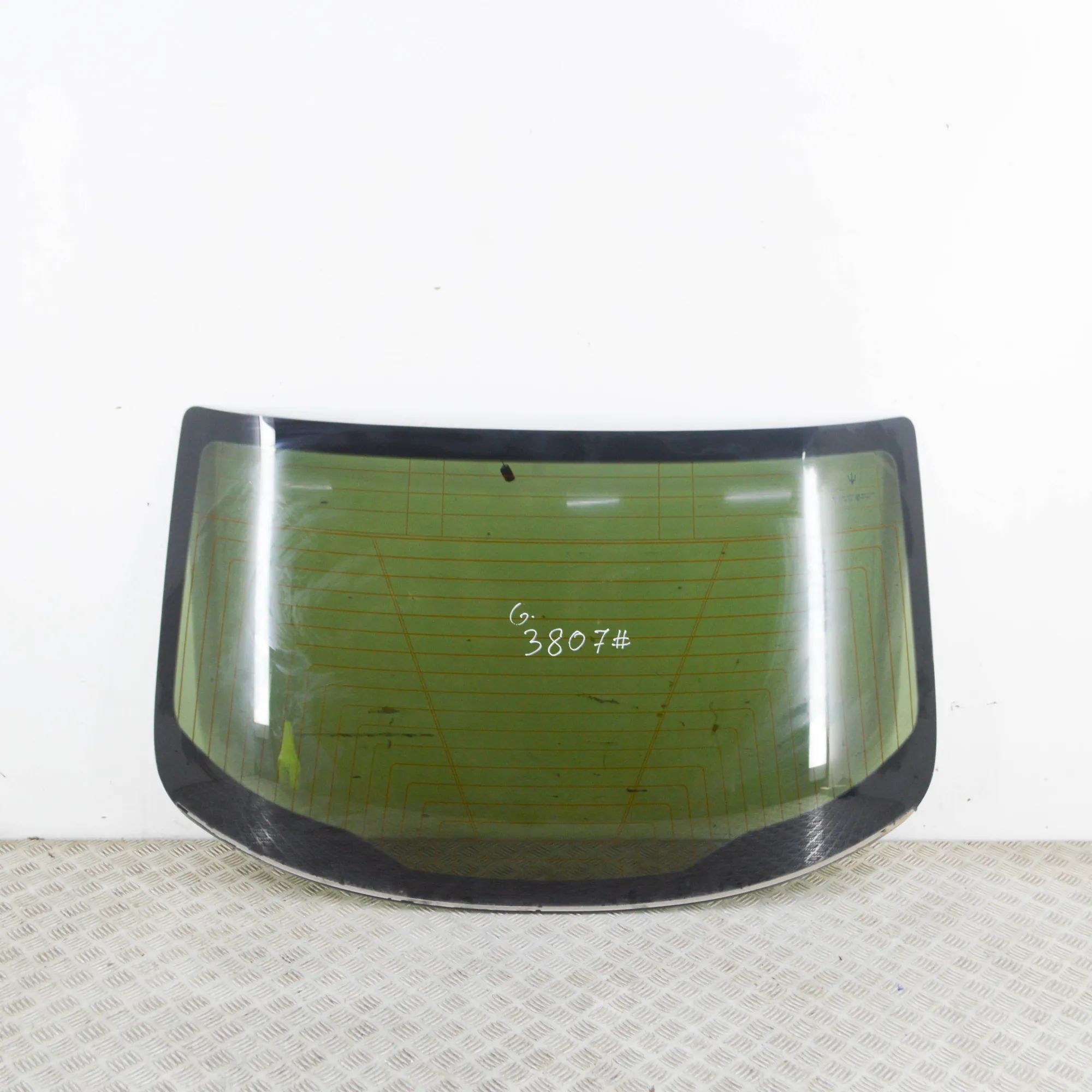 Maserati Ghibli Rear Window glass Rear window glass — MASERATI GHIBLI (M157) (201...