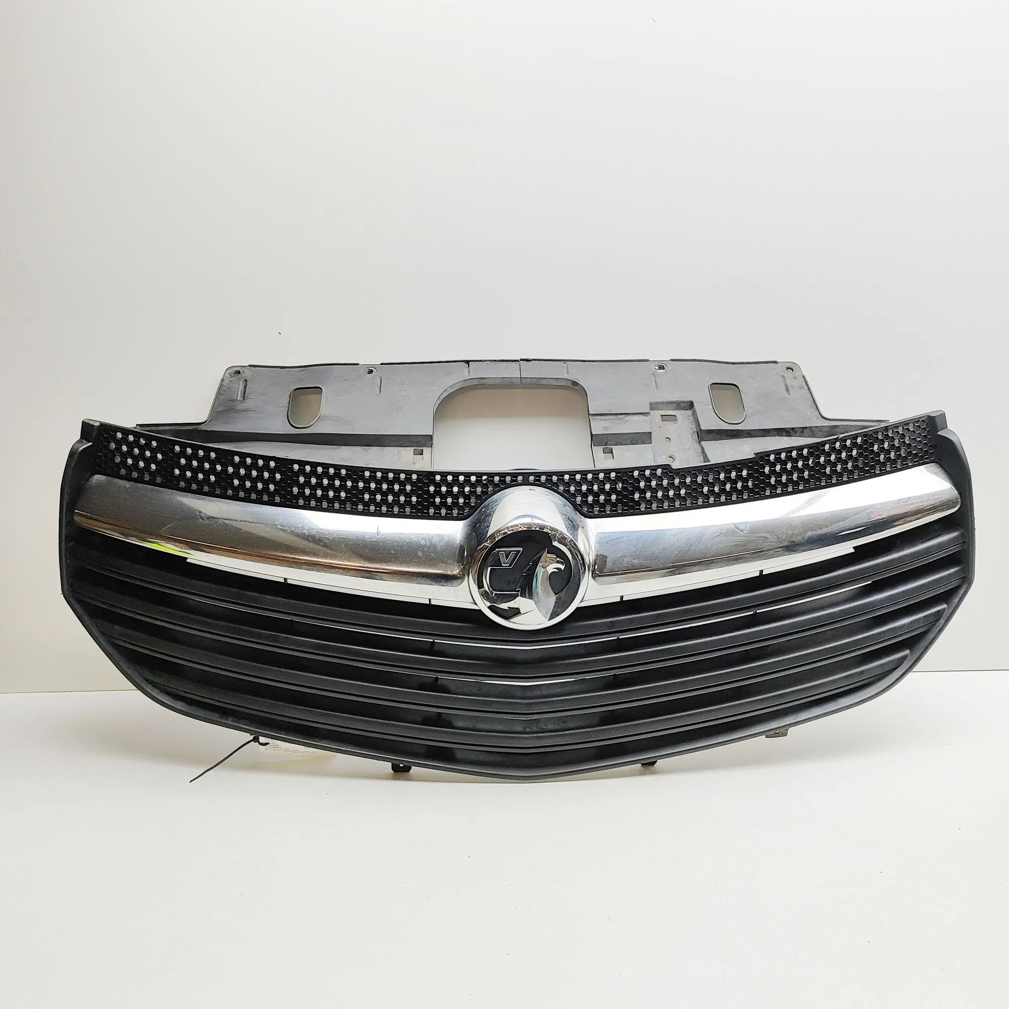 Opel Vivaro (B) Radiator Grille Radiator grille — OPEL VIVARO (Van) (2014-...) ...