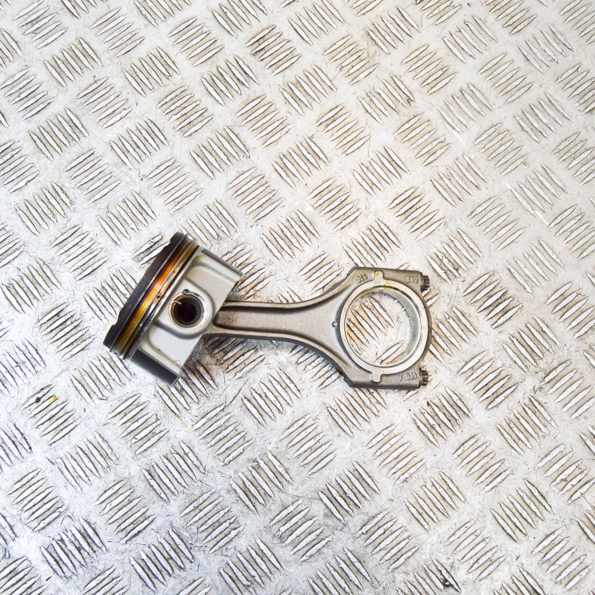Porsche 911 (991) Piston Piston — PORSCHE 911 (991) (2011-2020) — 9A2103...
