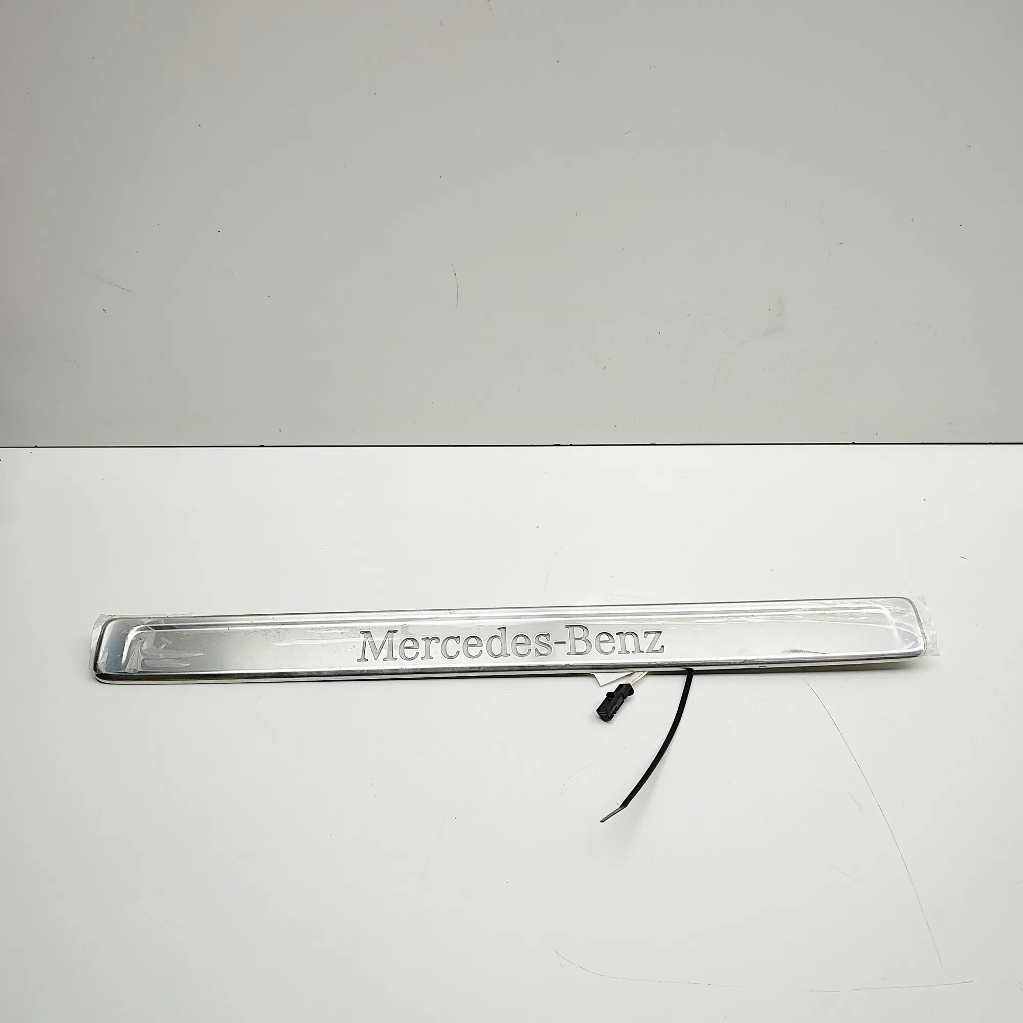 Mercedes-Benz A (W177) Sill trim — front left Sill trim — front left — MERCEDES BENZ S-CLASS ...