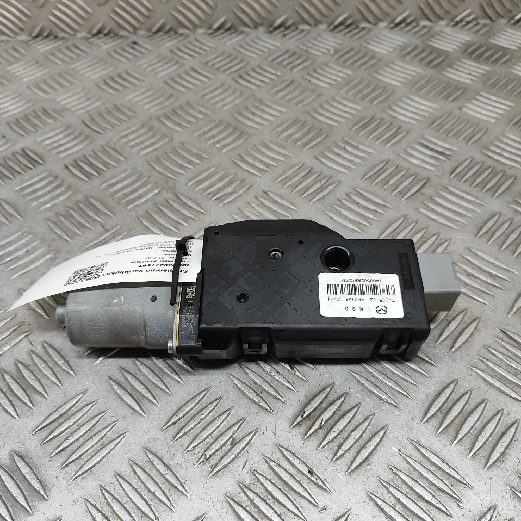 Mazda CX-5 (KF) Sunroof Motor Sunroof Motor — MAZDA CX-5 (KF) (2016-...) — TK...