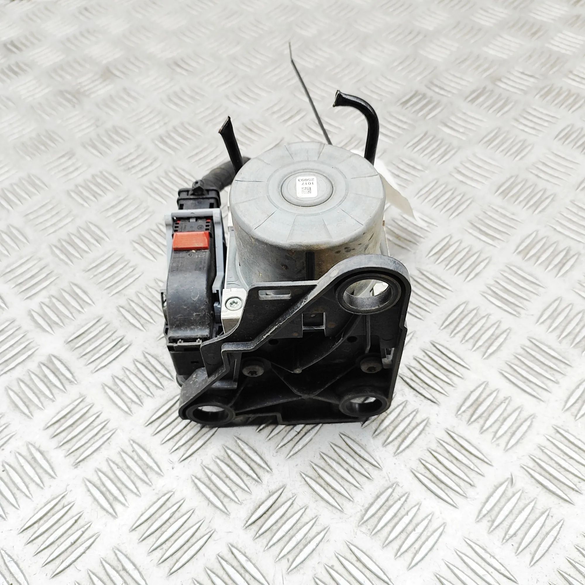 Volkswagen T-Roc ABS hydraulic pump