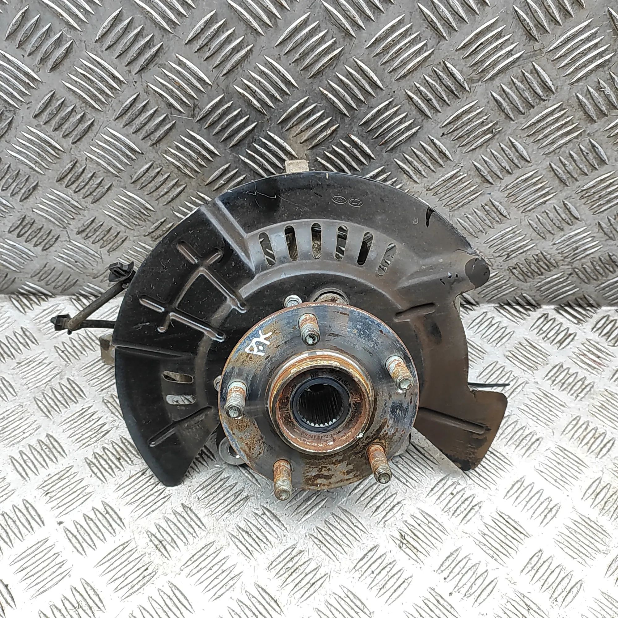 Kia Niro Front Left Wheel Hub Front Left Wheel Hub — KIA NIRO (2016-...) — 51...