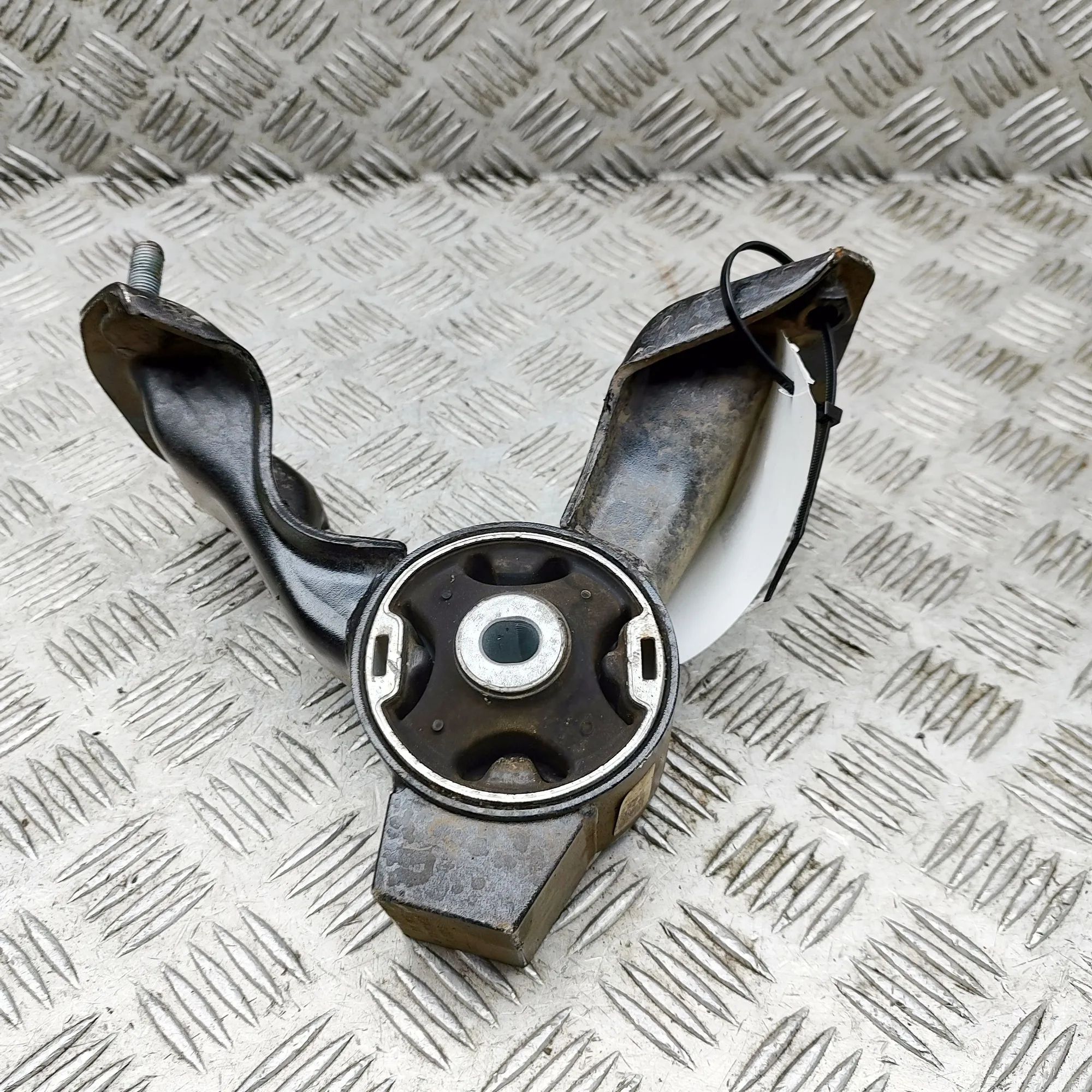 BYD Dolphin Front Engine Mount Front Engine Mount — BYD DOLPHIN (2021-...) — 1...