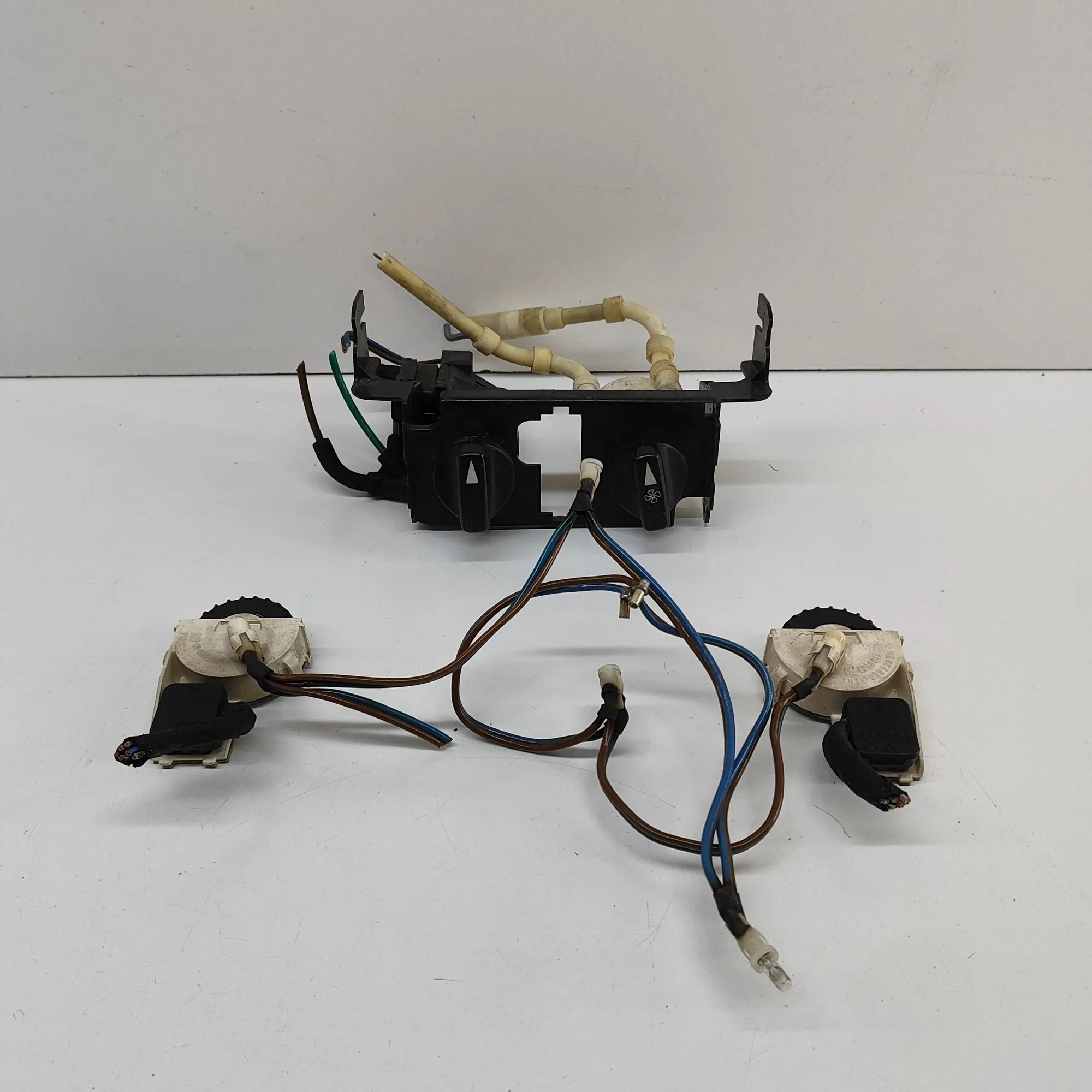 Mercedes-Benz 200 - 300 (W123) Climate control unit Climate control unit — MERCEDES BENZ S-CLASS (W...