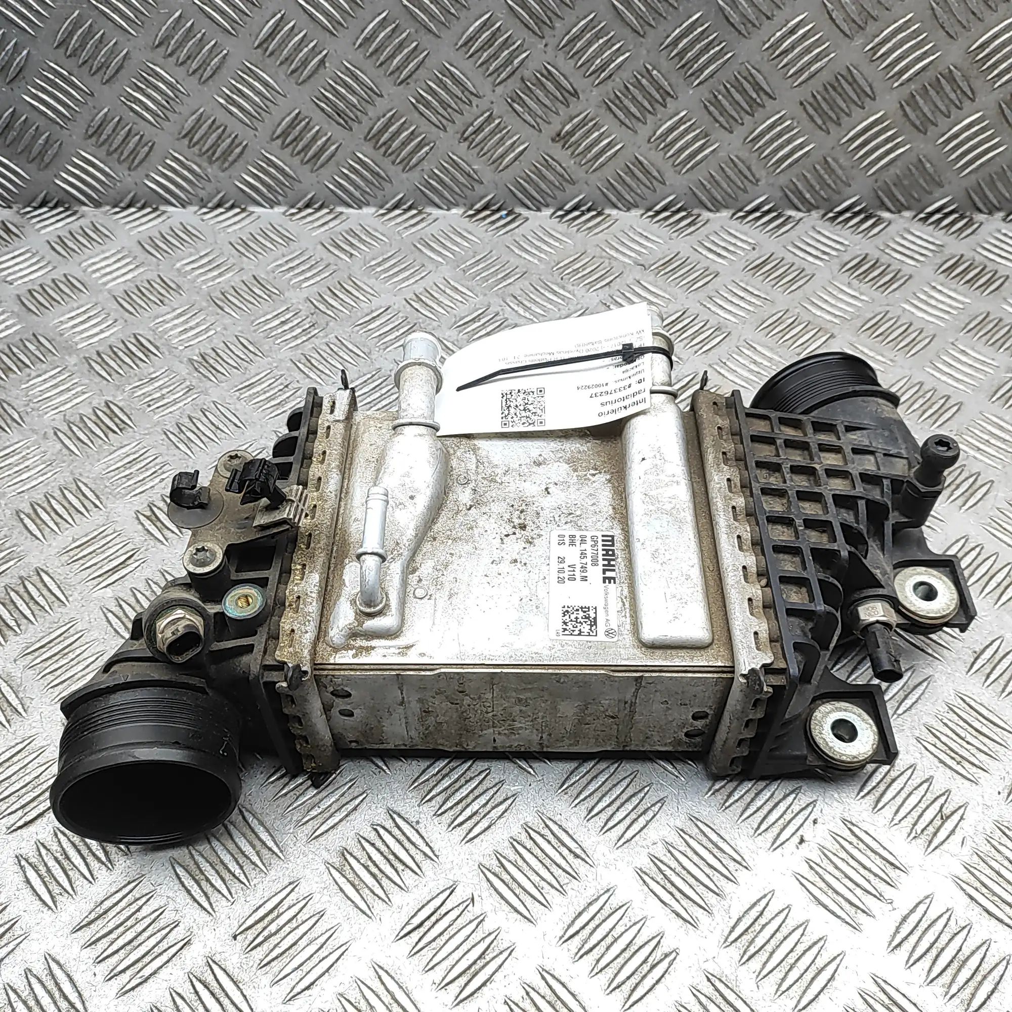 Volkswagen Crafter Intercooler radiator Intercooler radiator — VW CRAFTER (Platform/cha...
