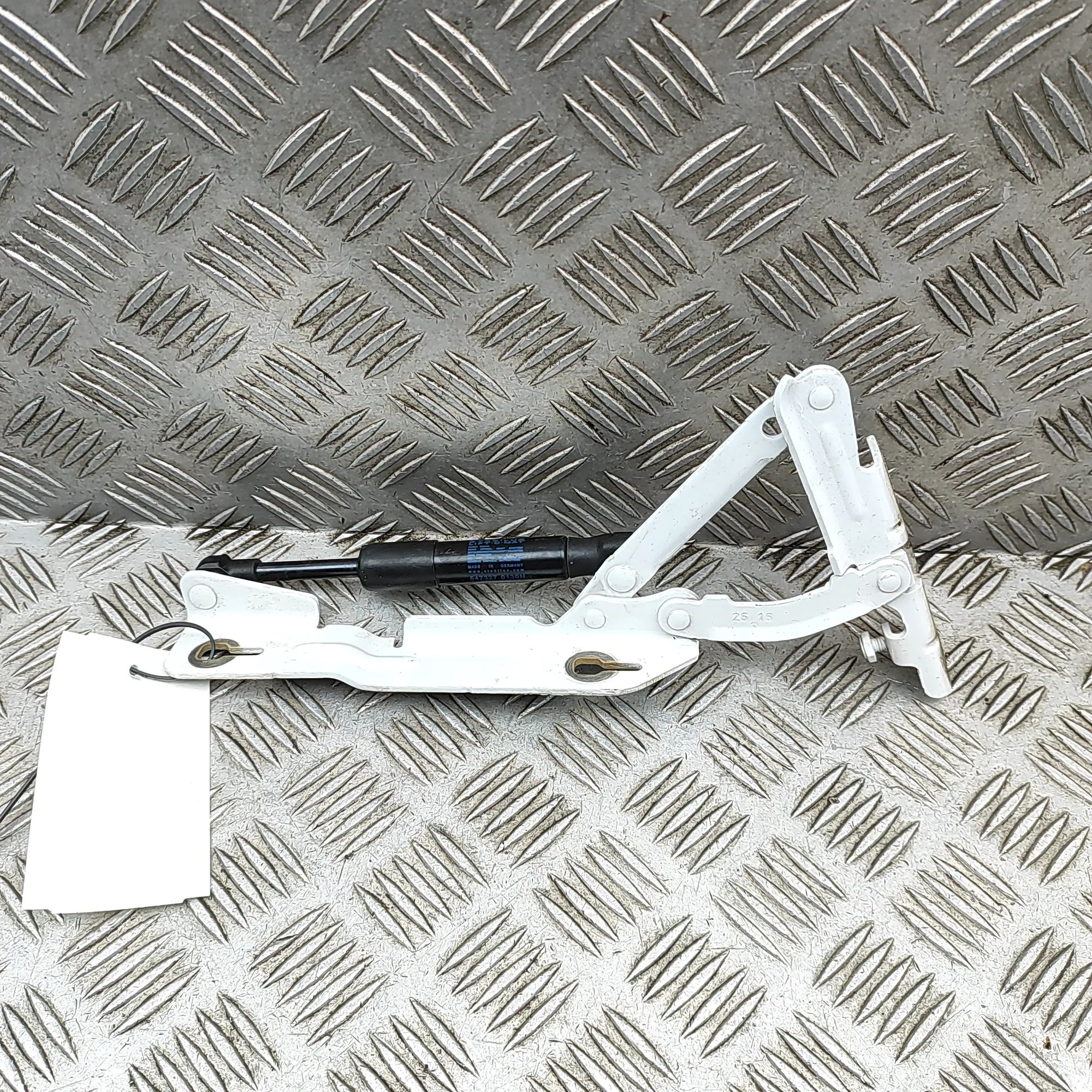 Porsche 911 (991) Right Side Bootlid Hinge Right Side Bootlid Hinge — PORSCHE 911 (991) (2...