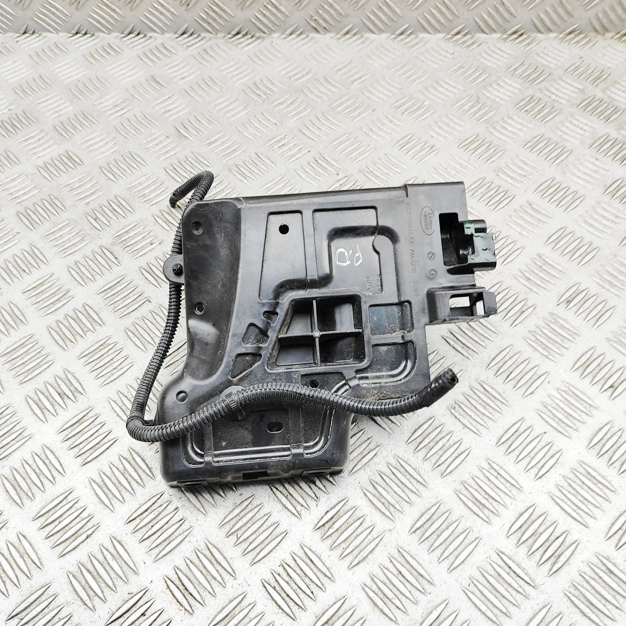 Land Rover Range Rover Evoque Radiator Holder Radiator Holder — LAND ROVER RANGE ROVER EVOQUE...