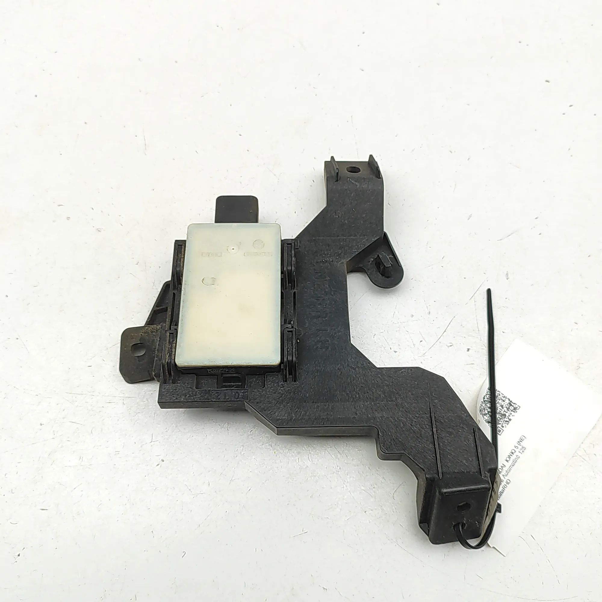 Hyundai Ioniq Blind Spot Control Module Blind Spot Control Module — HYUNDAI IONIQ (5 NE...
