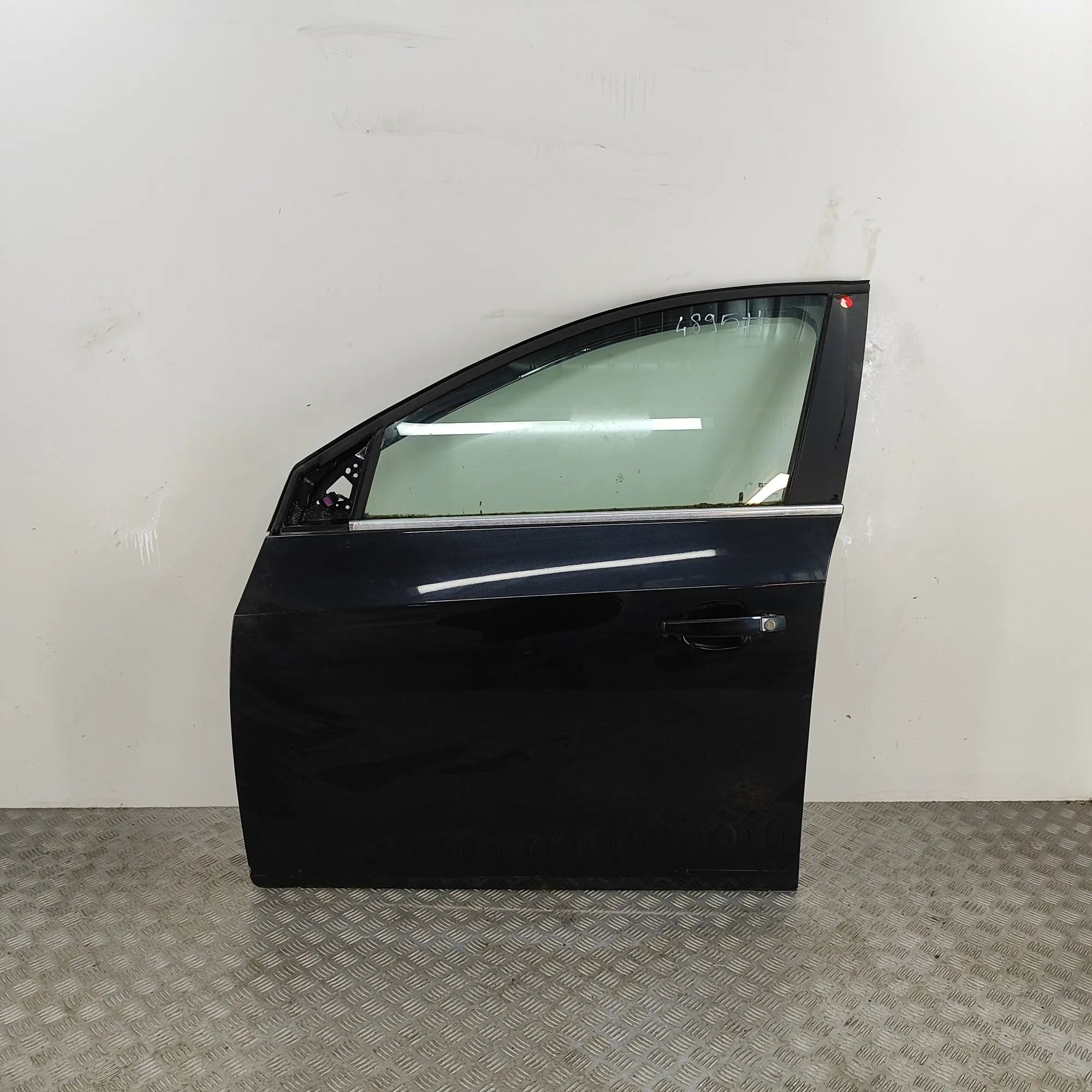 Chevrolet Cruze Door — front left Door — front left — CHEVROLET CRUZE (J300) (200...