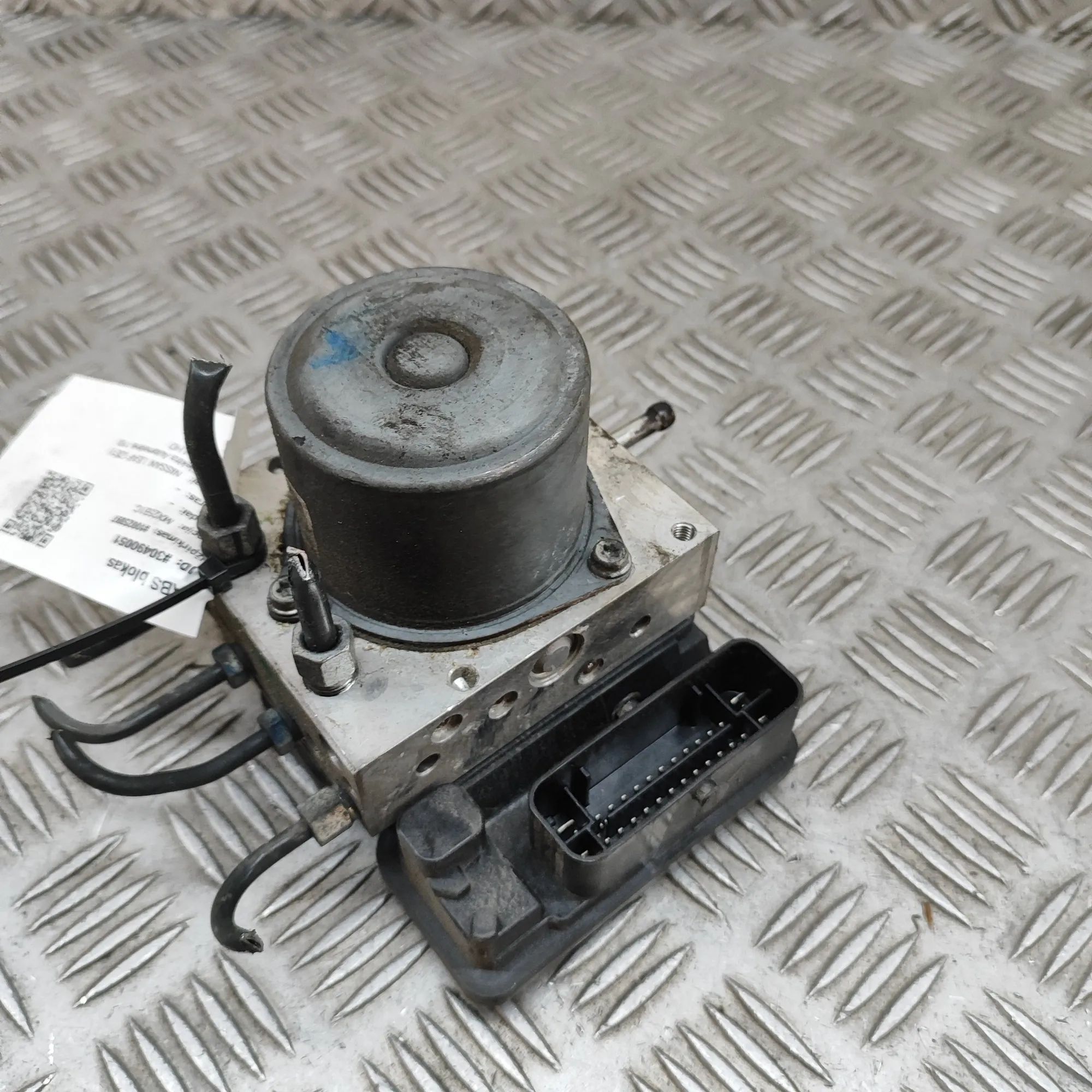 Nissan Leaf ABS Hydraulipumppu ABS Pump — NISSAN LEAF (ZE1) (2017-...) — 47660...