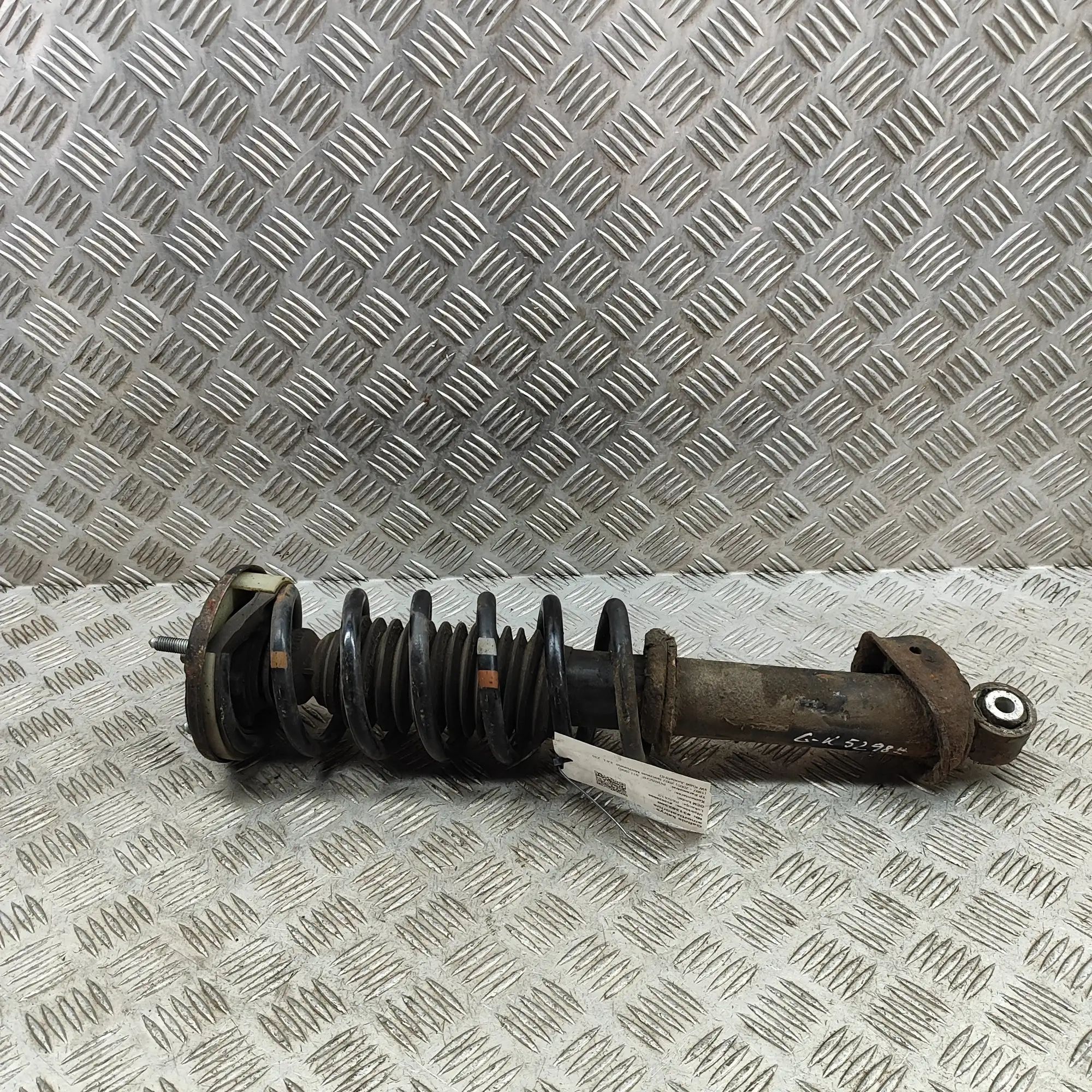 Porsche 911 (996) Shock absorber — rear left Shock absorber — rear left — PORSCHE 911 (996) ...