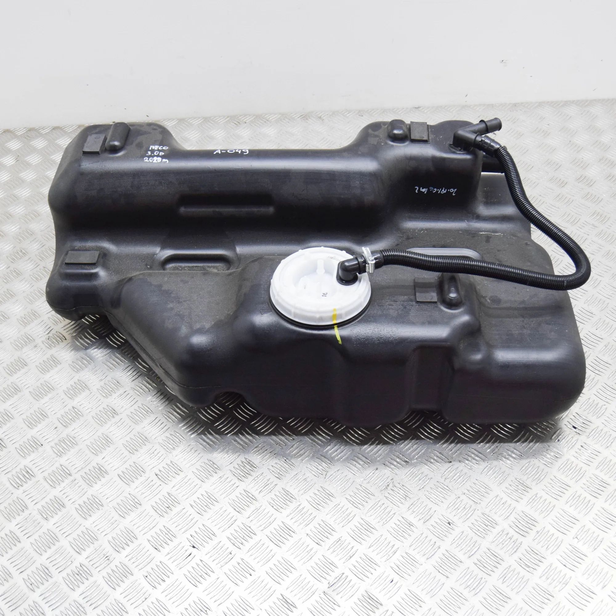 Iveco Daily топливный бак Fuel Tank — IVECO DAILY (VI Van/Estate) (2014-....