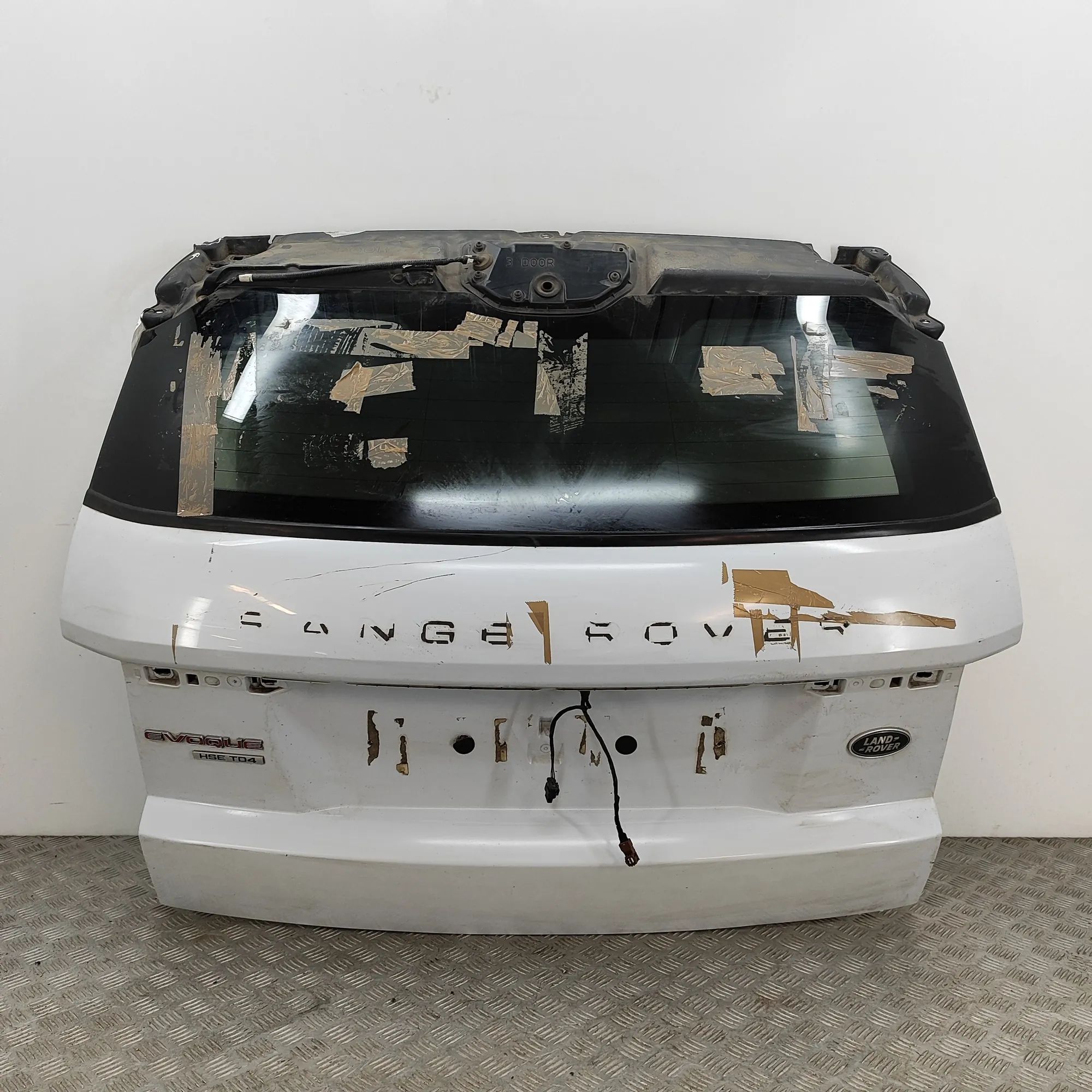 Land Rover Range Rover Evoque Tailgate / boot lid Tailgate / boot lid — LAND ROVER RANGE ROVER EV...