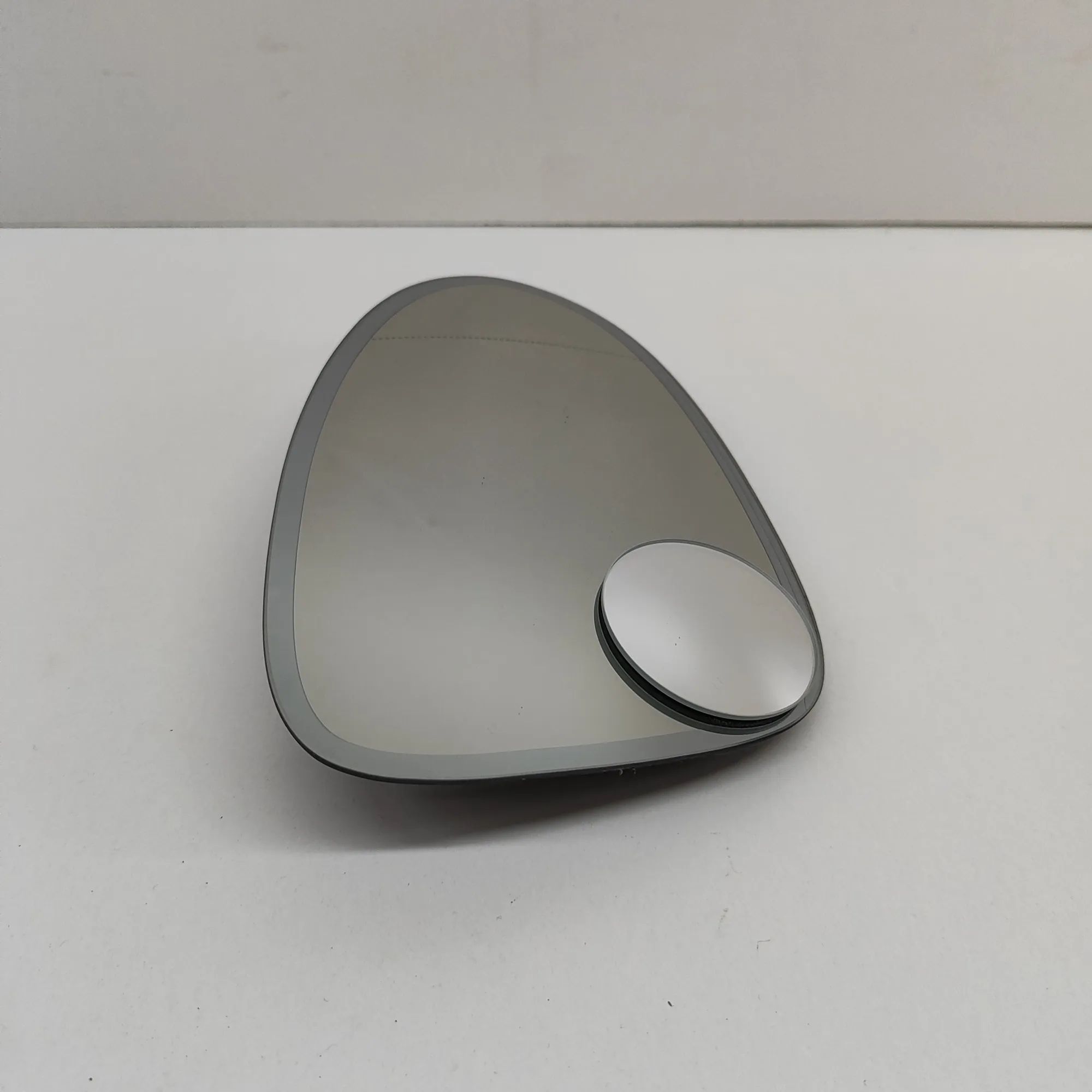Porsche Macan Door mirror glass — front right Door mirror glass — front right — PORSCHE MACAN...