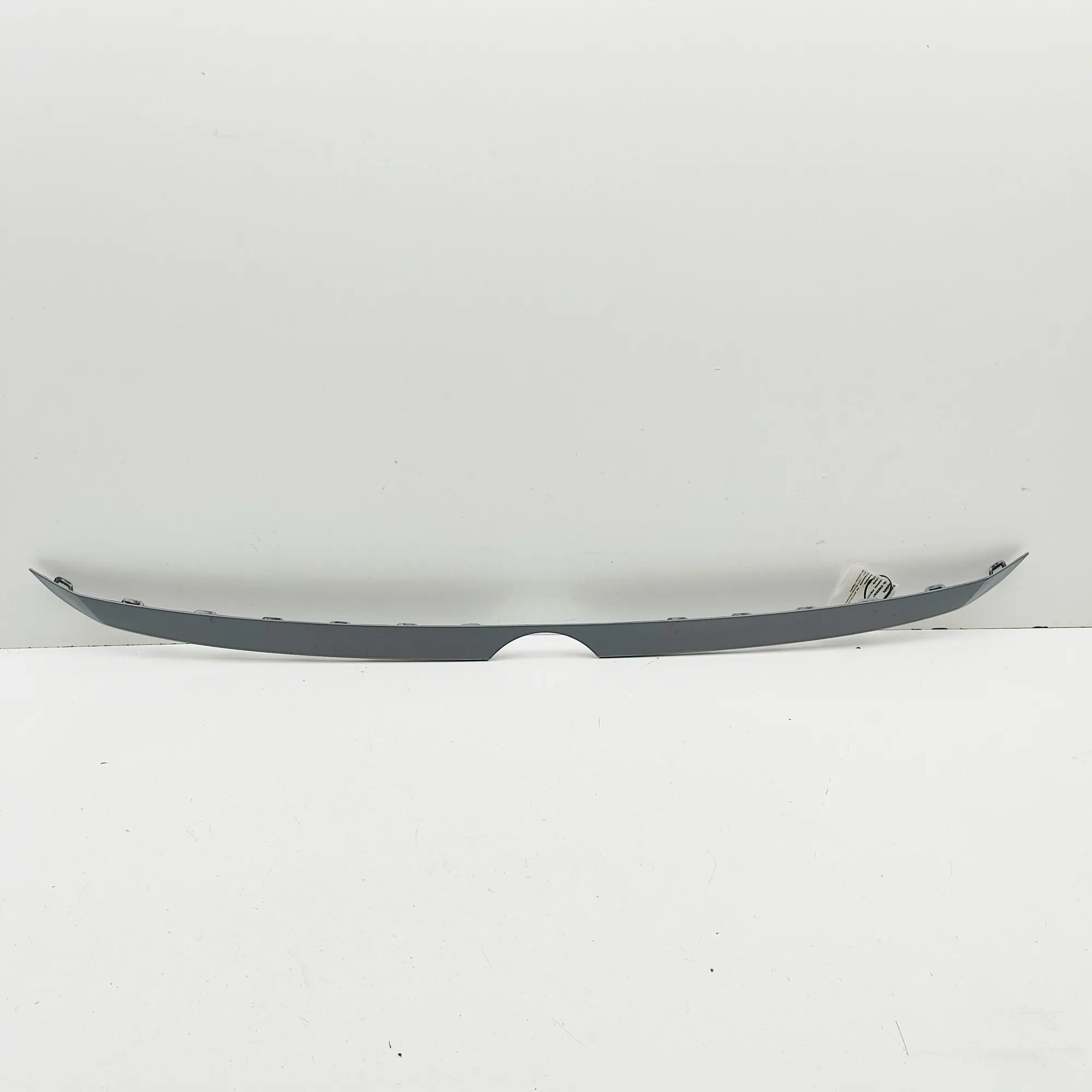 Volkswagen Arteon Upper grille — front Upper grille — front — VW ARTEON (3H7) (2017-.....
