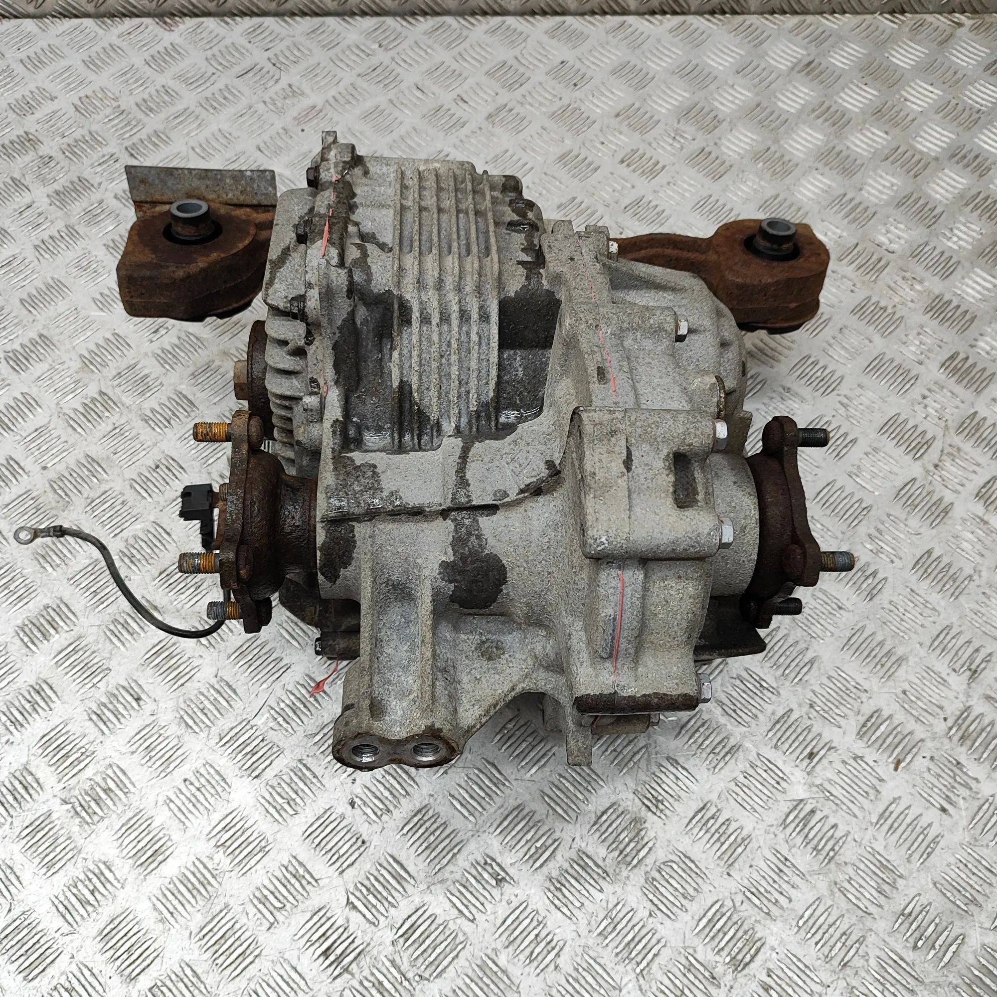 Lexus RX tagadiferentsiaal Rear differential — LEXUS RX (_L2_) (2015-...) ...