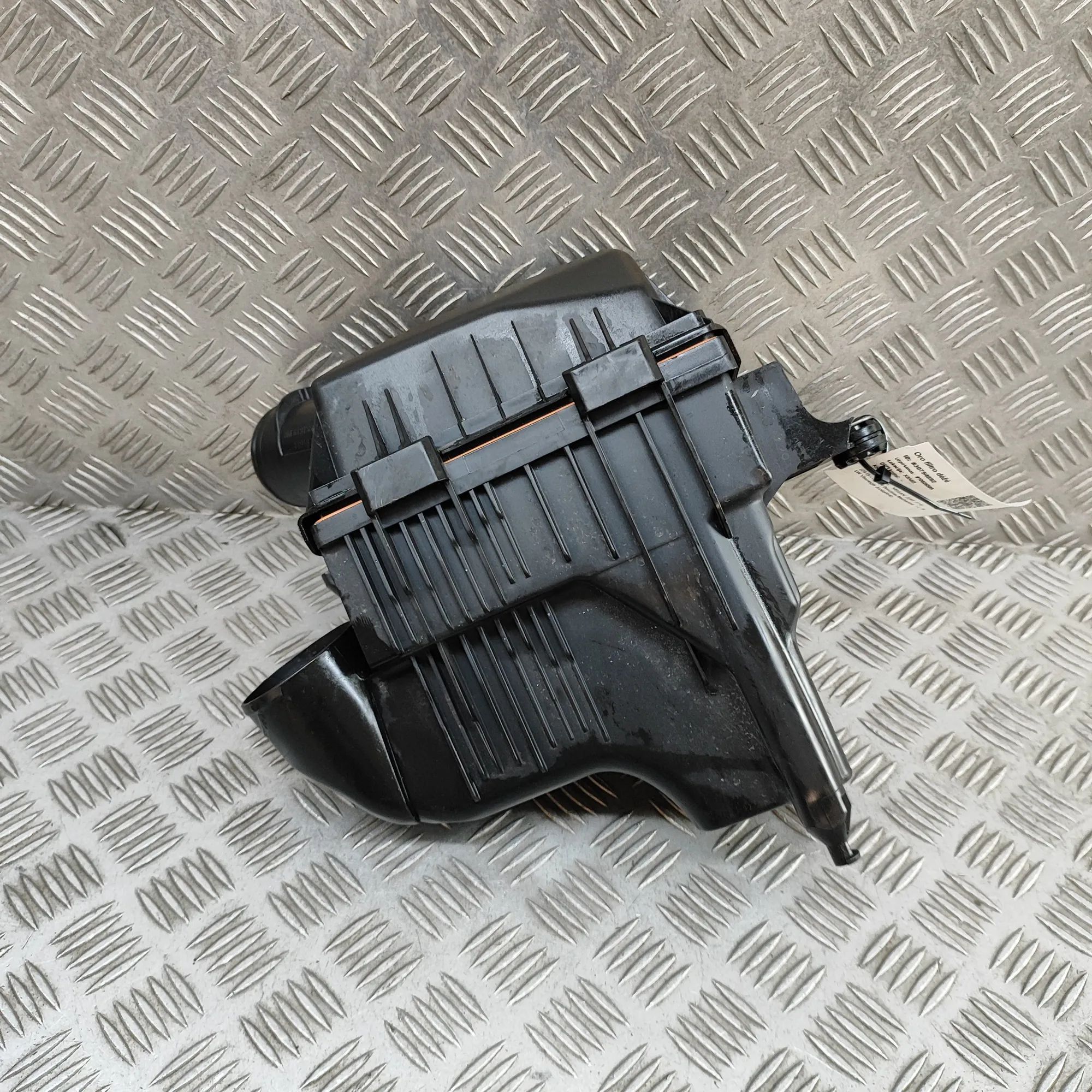 Nissan Juke Ilmanpuhdistin  Air Filter Box — NISSAN JUKE (F16) (2019-...) —...