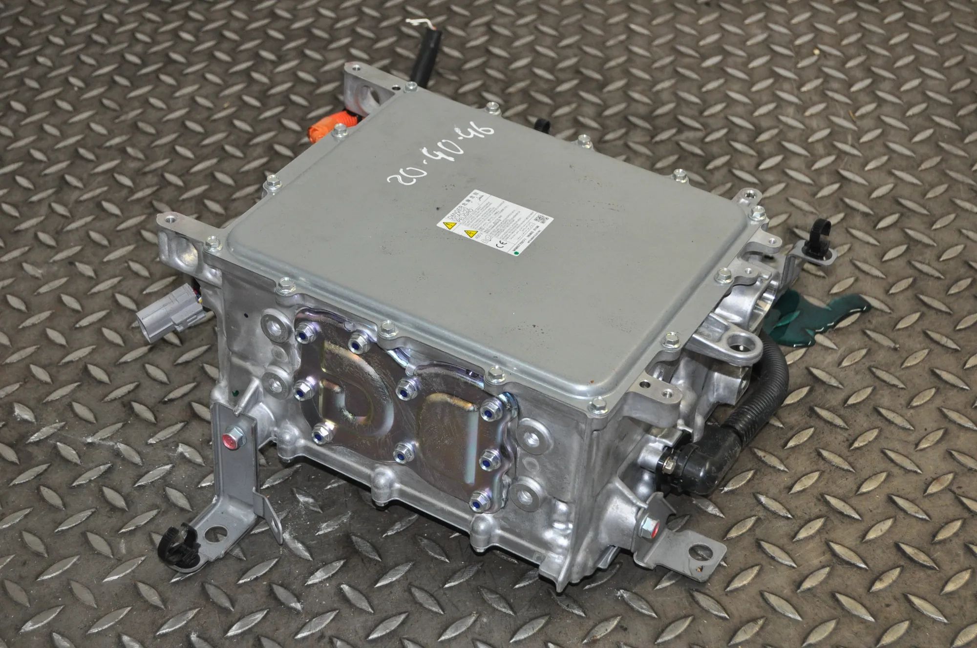 Mitsubishi Outlander Invertteri Inverter — MITSUBISHI OUTLANDER (III GG_W, GF_W...