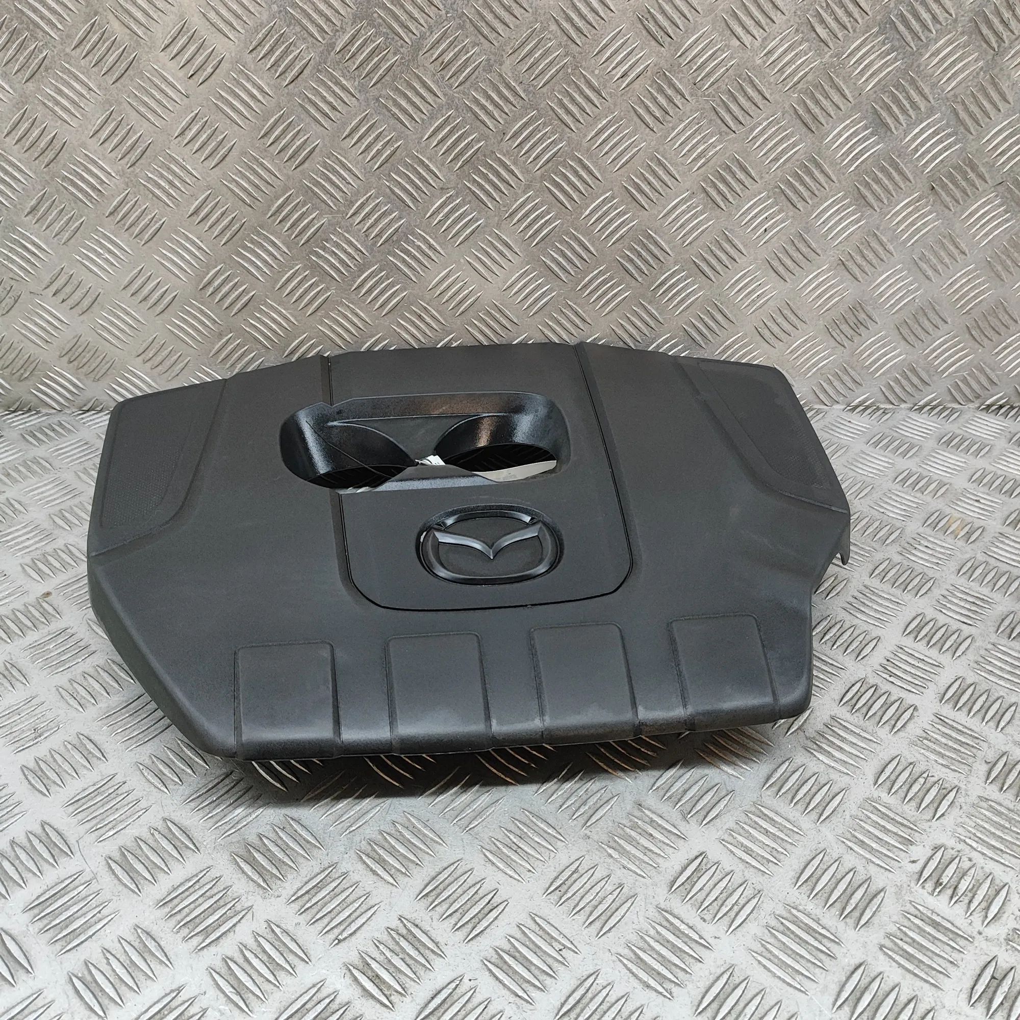 Mazda CX-5 (KF) Крышка двигателя (пластик) Engine cover — MAZDA CX-5 (KF) (2016-...) — PX9...