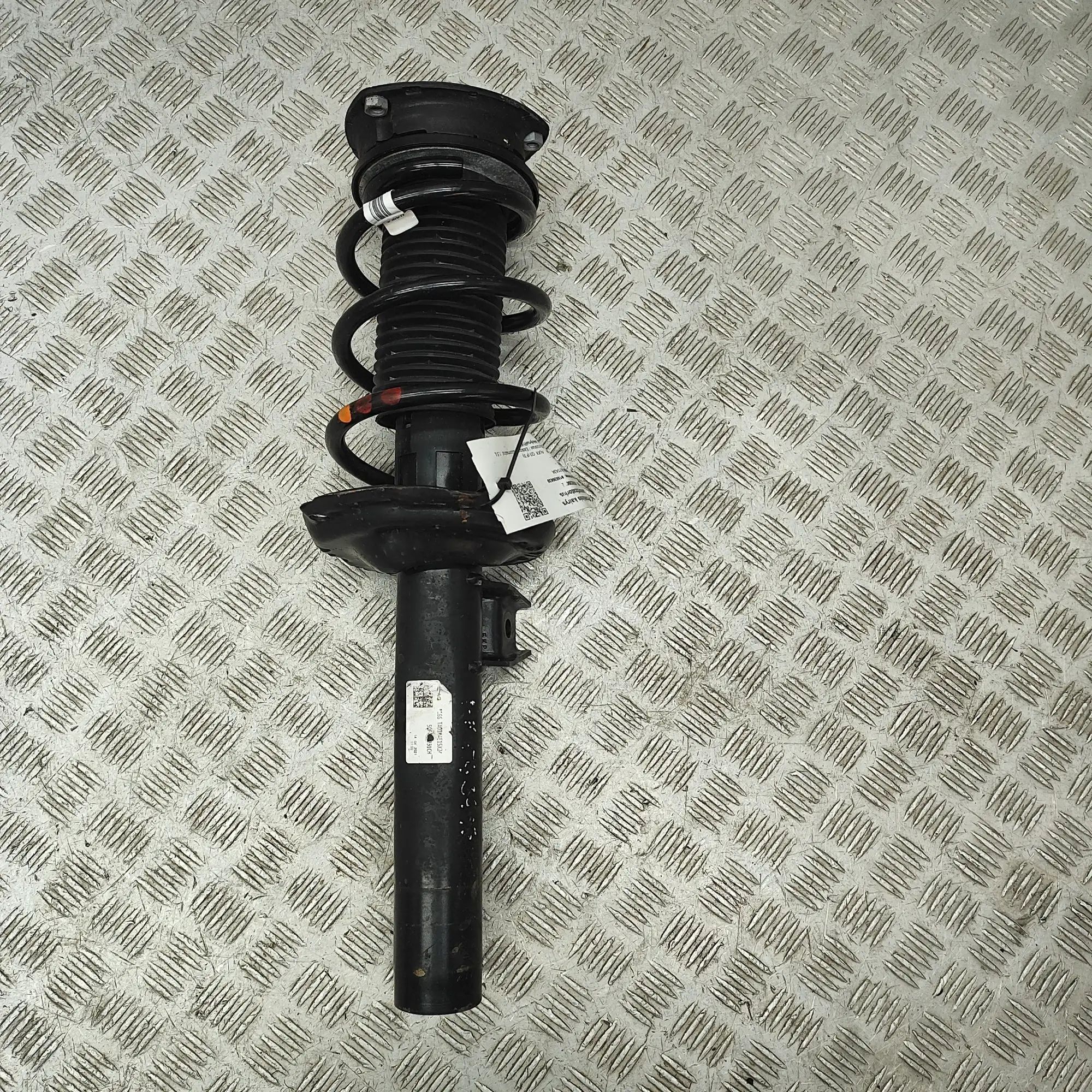 Audi Q3 (F3) Shock absorber — front left Shock absorber — front left — AUDI Q3 (F3) (201...