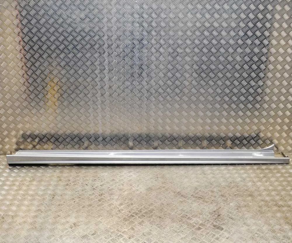Honda Odyssey Right Side Plastic Sideskirt Cover Right Side Plastic Sideskirt Cover — HONDA ODYS...