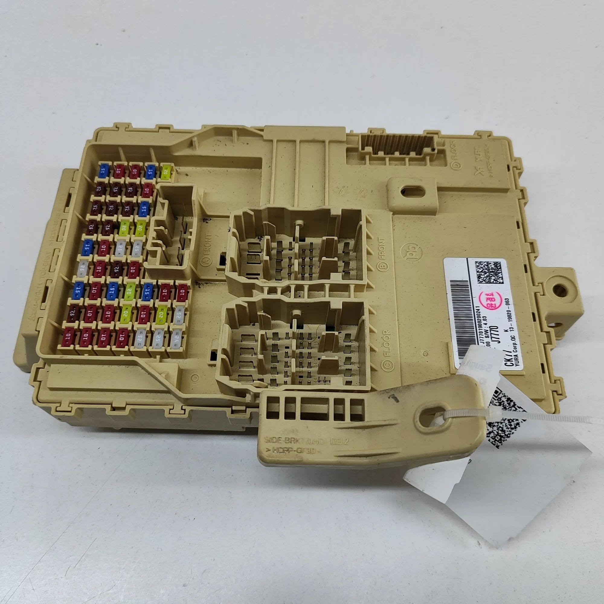 Kia Ceed (CD) Fuse Box Module Fuse Box Module — KIA XCEED (CD) (2020-...) — 9...