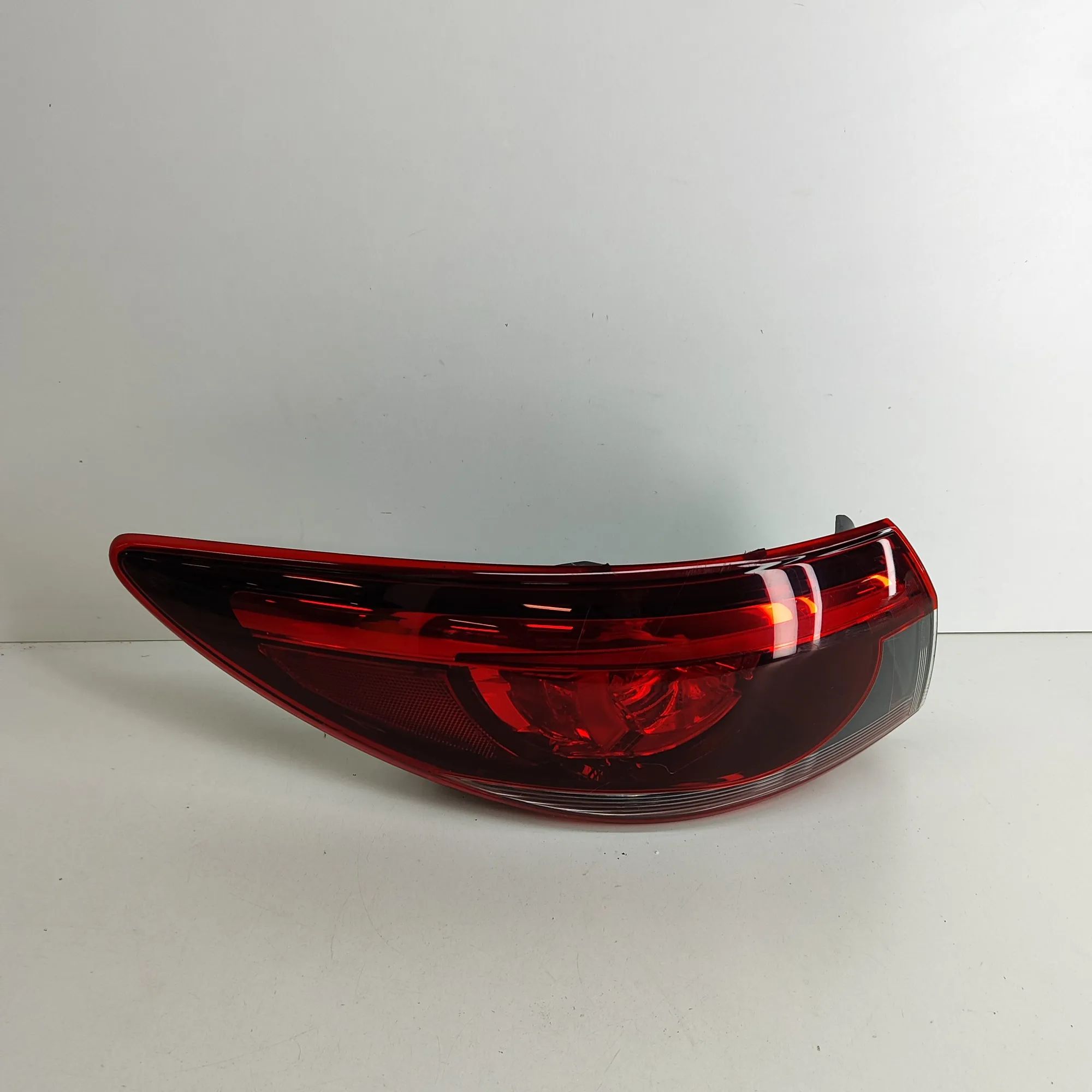 Mazda 6 (GJ / GL) Rear Left Tail Light Rear Left Tail Light — MAZDA 6 (Sedan GJ, GL) (...