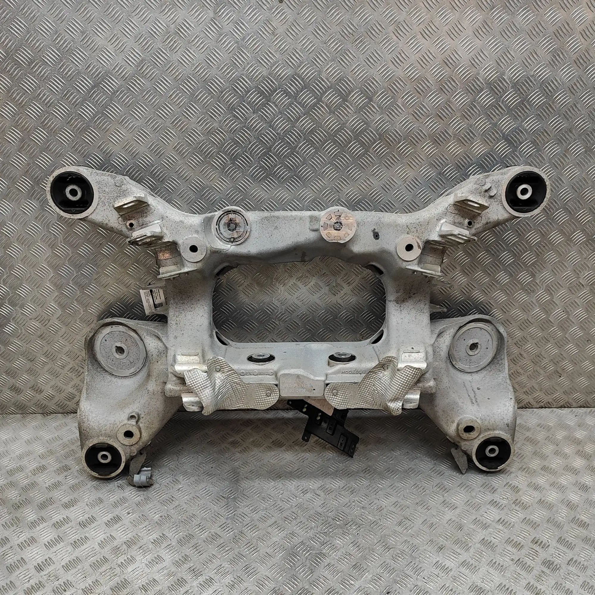 Land Rover Range Rover (L405) Rear subframe Rear subframe — LAND ROVER RANGE ROVER (IV L405...