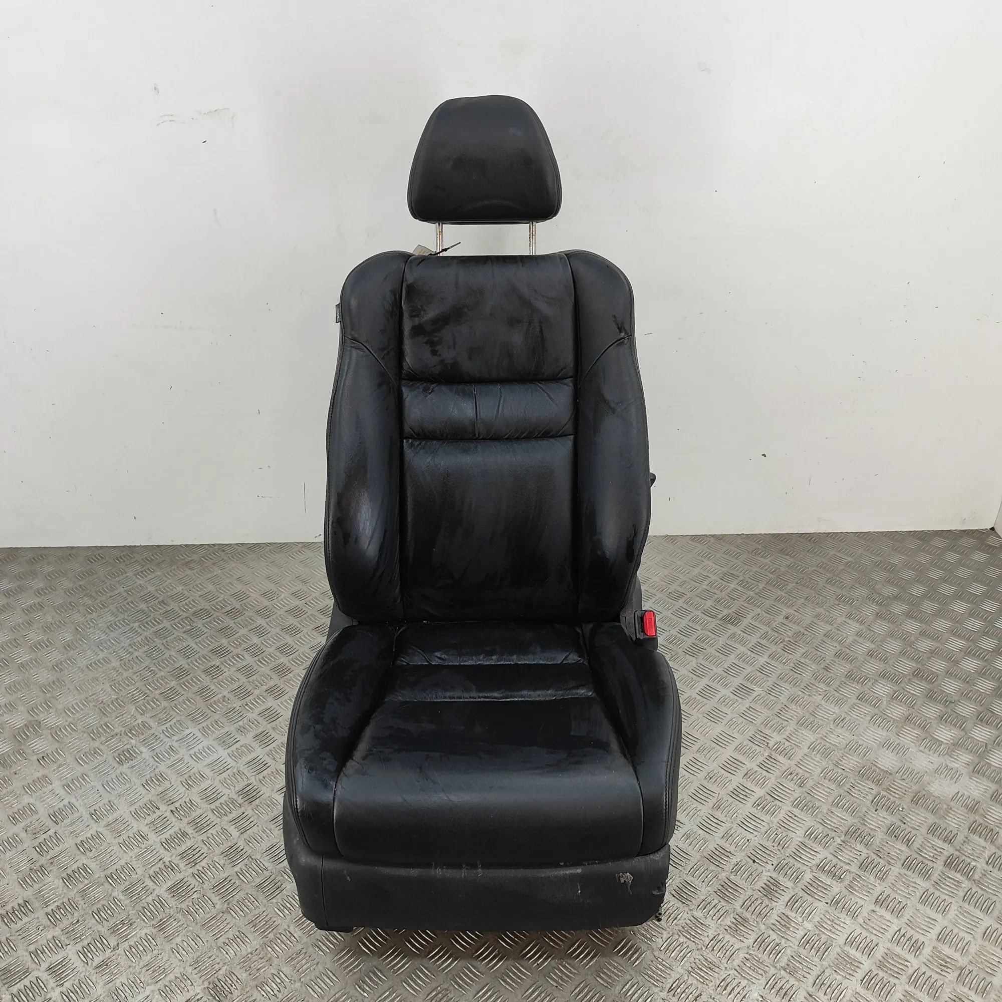 Honda Accord (USA) Front Right Seat Front right seat — HONDA ACCORD VII (CM, CN) (2...
