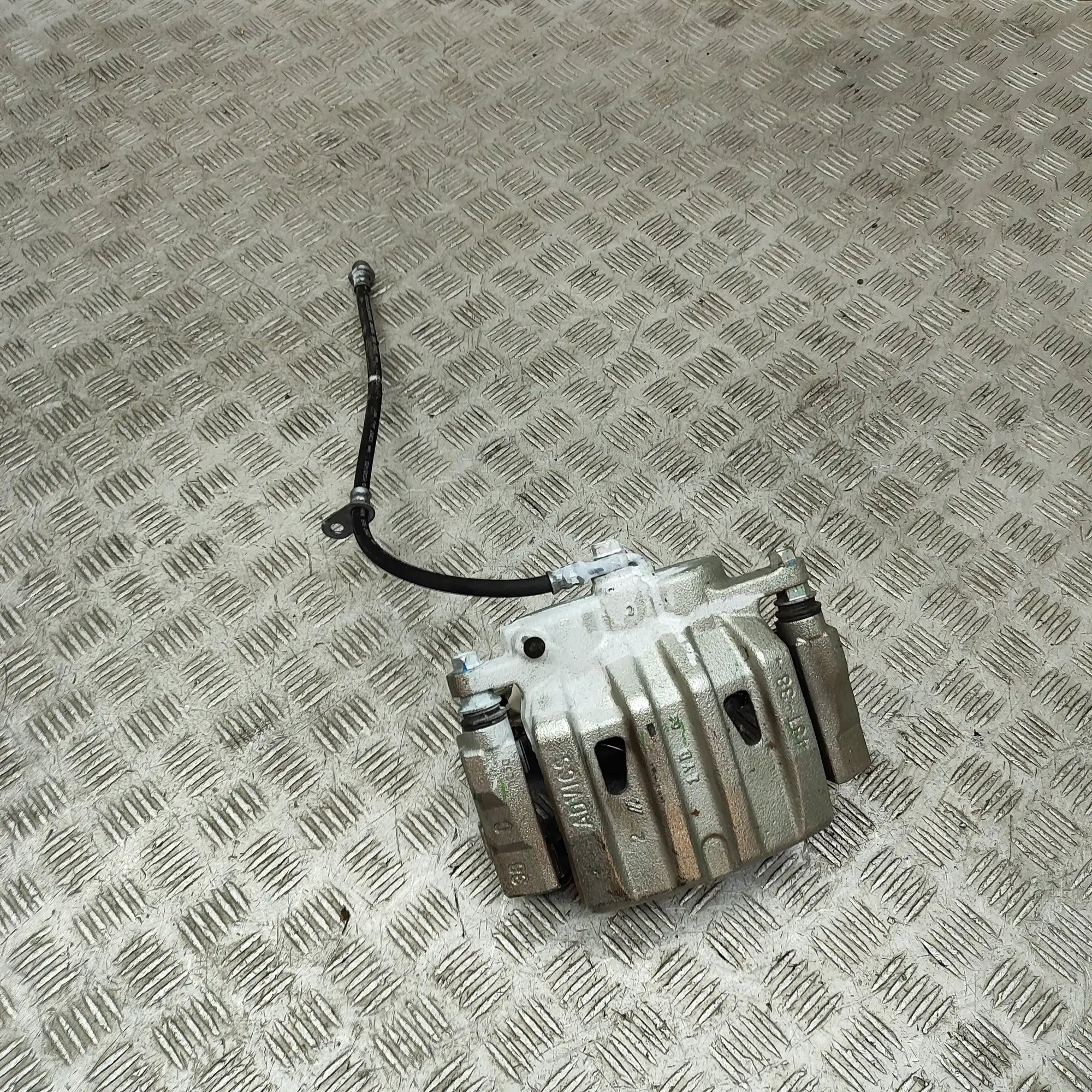 Lexus RX Brake caliper — front right Brake caliper — front right — LEXUS RX (_LA1_, ...