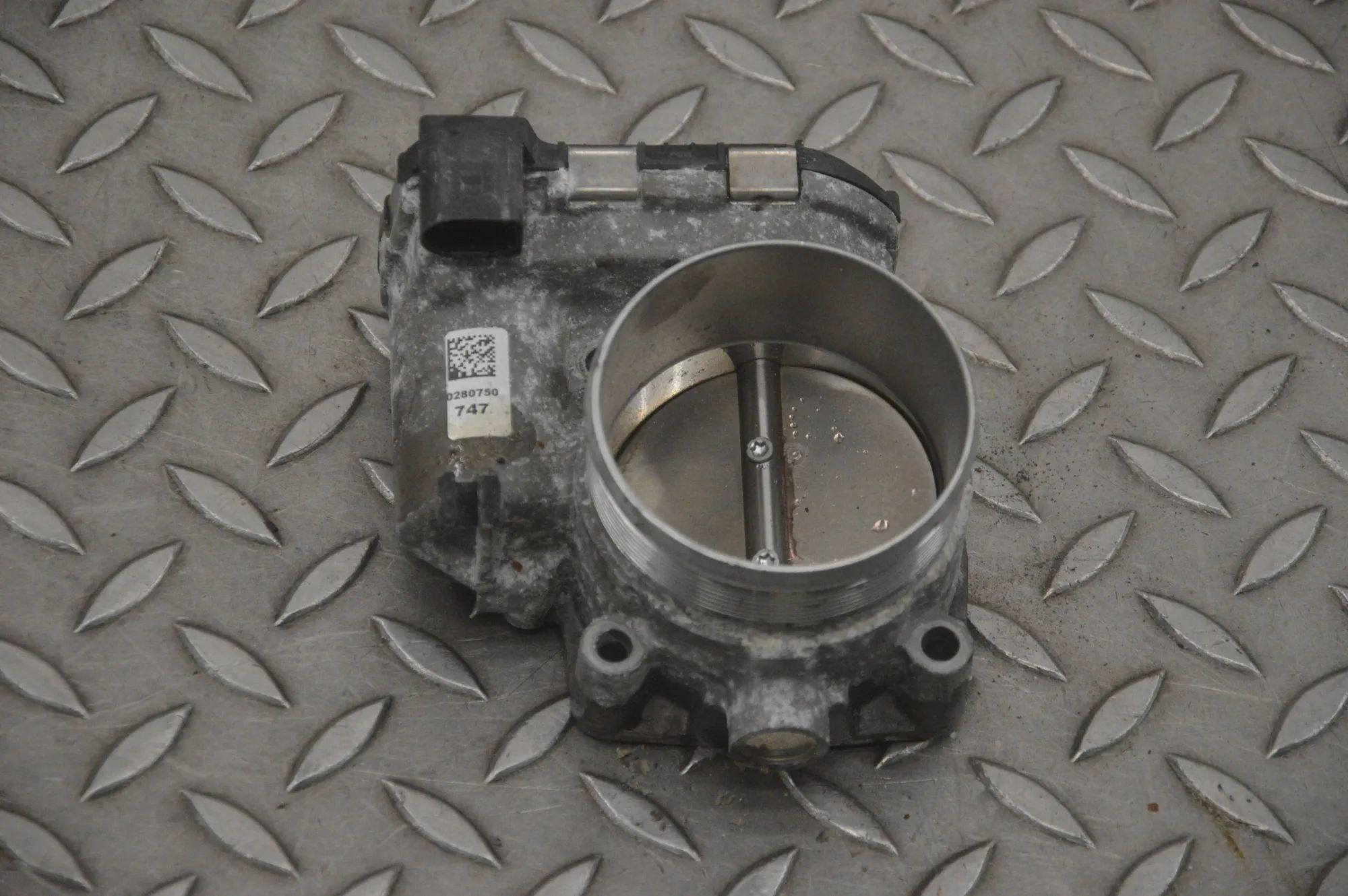 Porsche 911 (991) Throttle body Throttle body — PORSCHE 911 (991) (2011-2020) —...