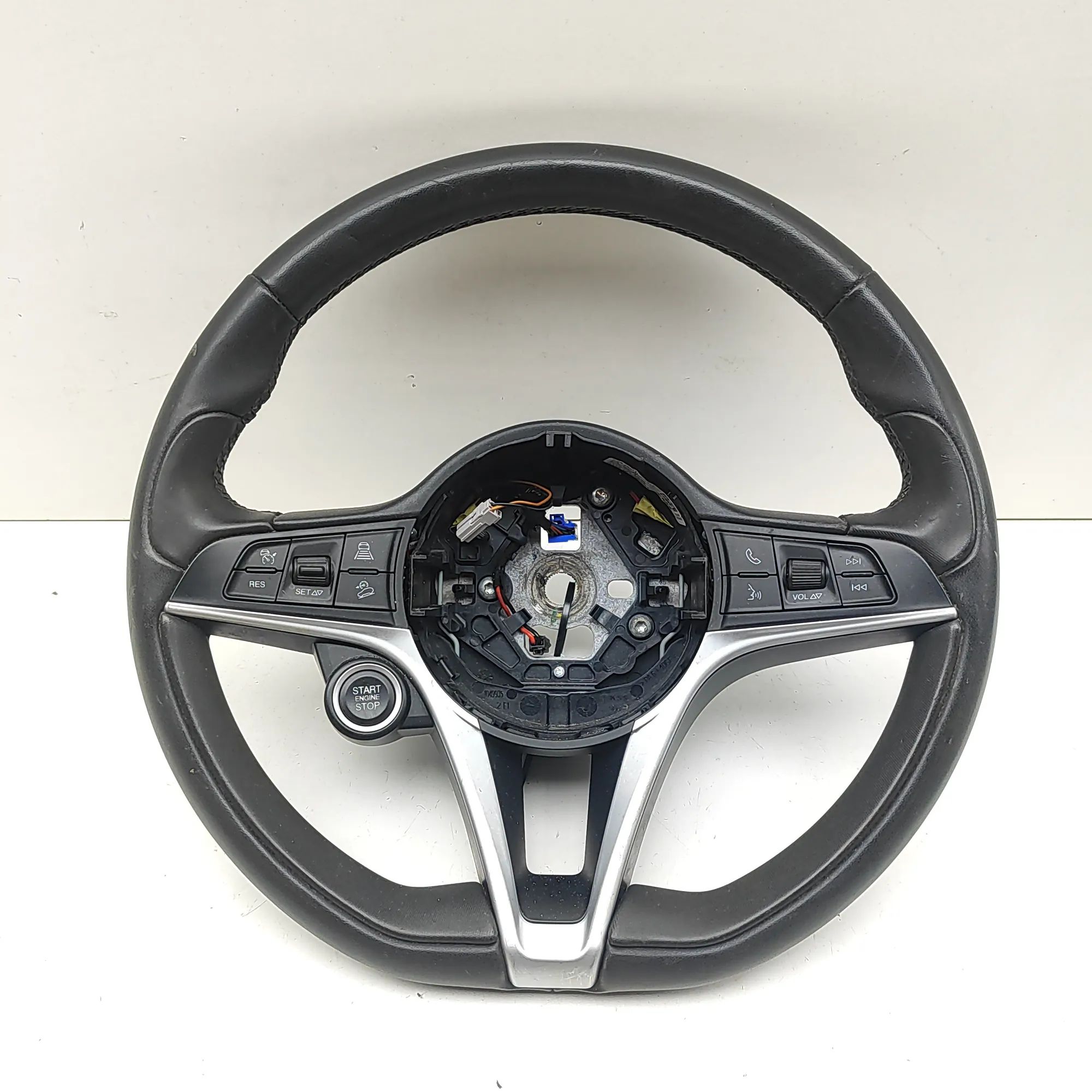 Alfa-Romeo Stelvio steering wheel Steering Wheel — ALFA ROMEO STELVIO (949_) (201...