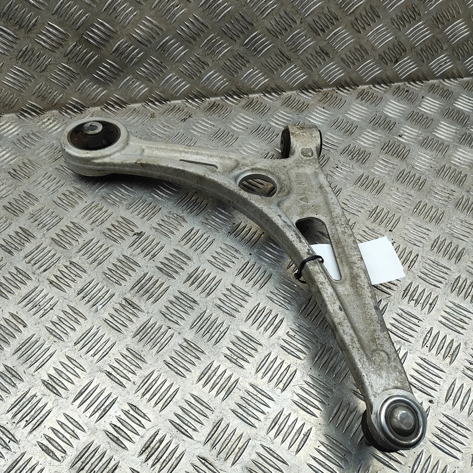 Kia Niro Front Left Lower Control Arm Front Left Lower Control Arm — KIA NIRO (II) (2...
