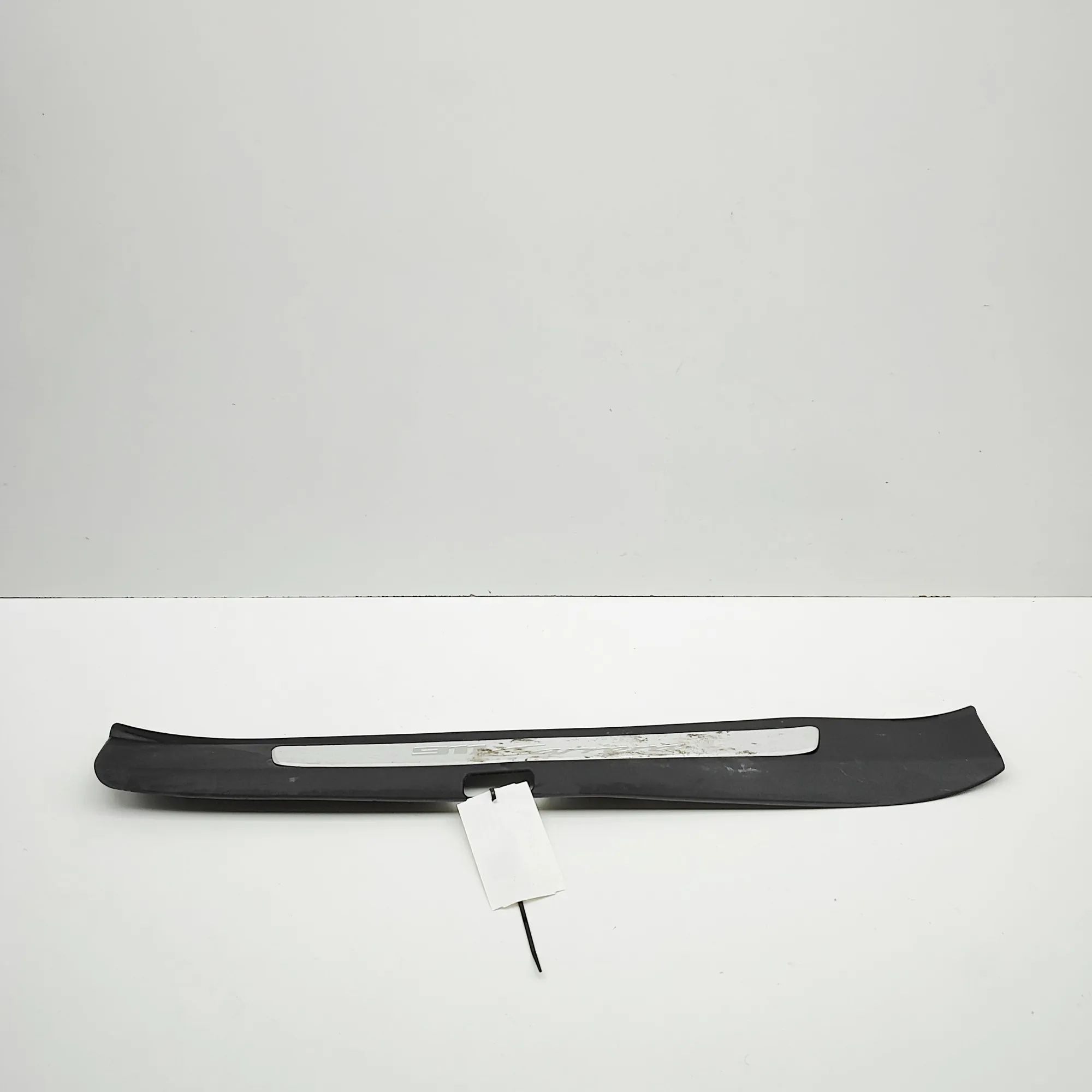 Porsche 911 (992) Sill trim — front right Sill trim — front right — PORSCHE 911 (992) (20...