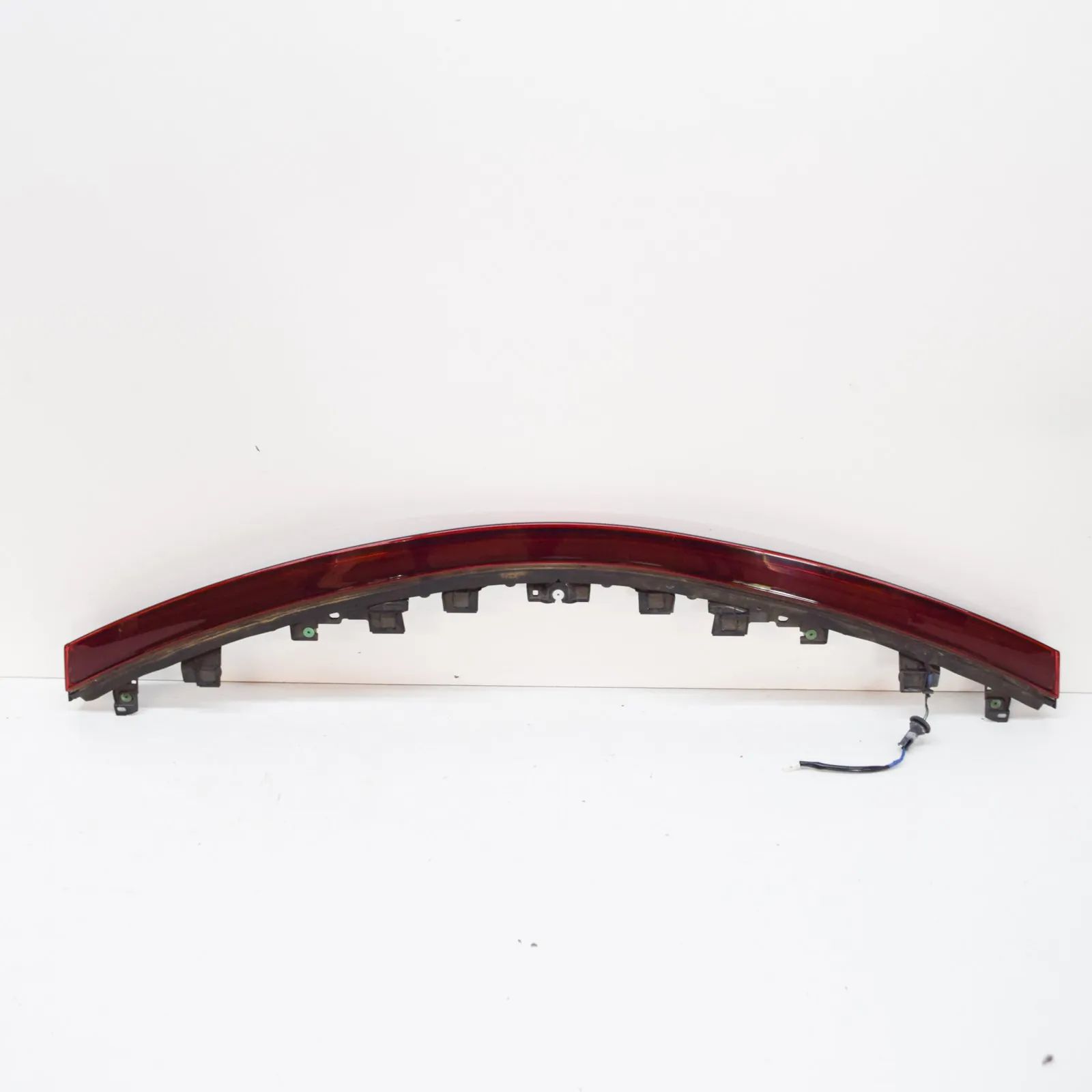 Toyota Prius+ Tailgate Boot Tail Light Tailgate Boot Tail Light — TOYOTA PRIUS (_W5_) ...