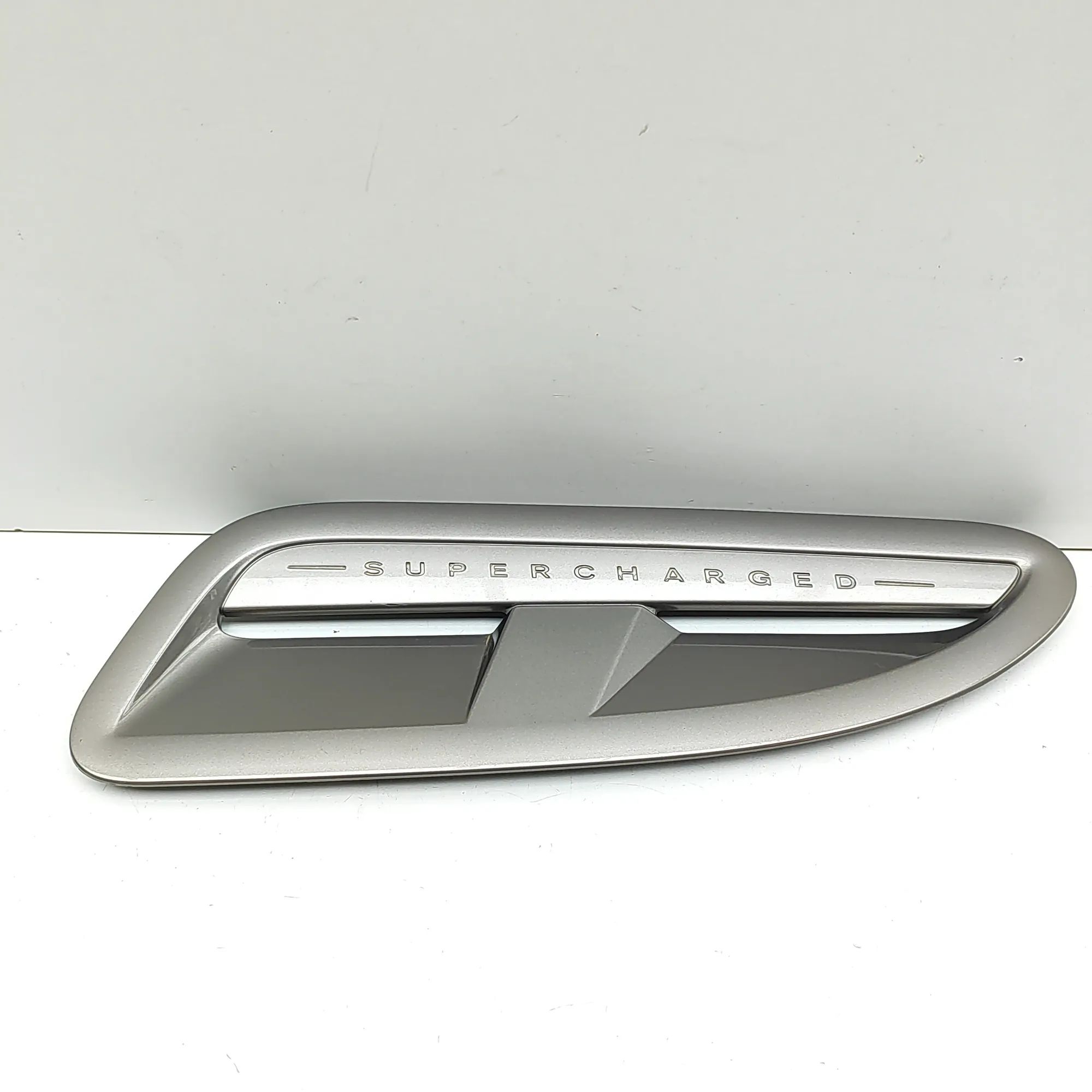 Jaguar XK Grilles