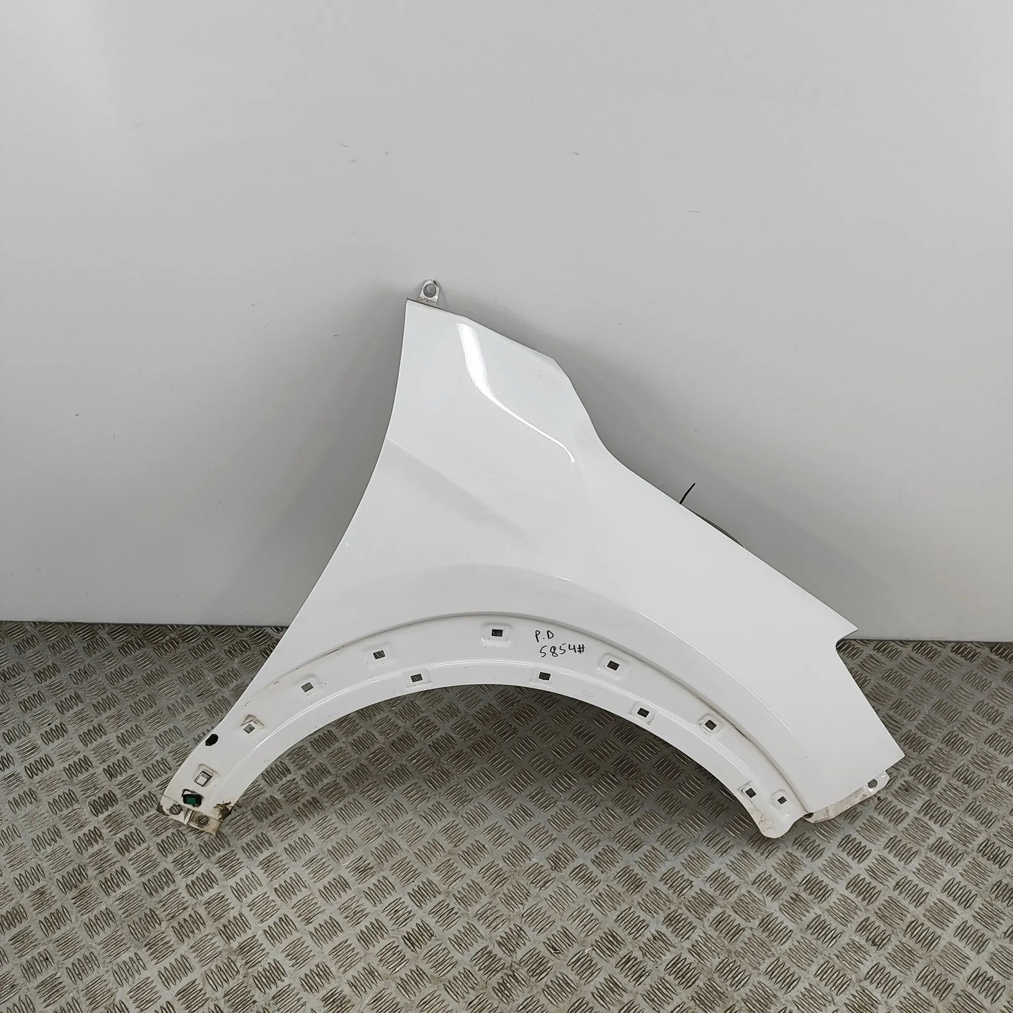 Hyundai Tucson Front Right Fender Front Right Fender — HYUNDAI TUCSON (TL, TLE) (...