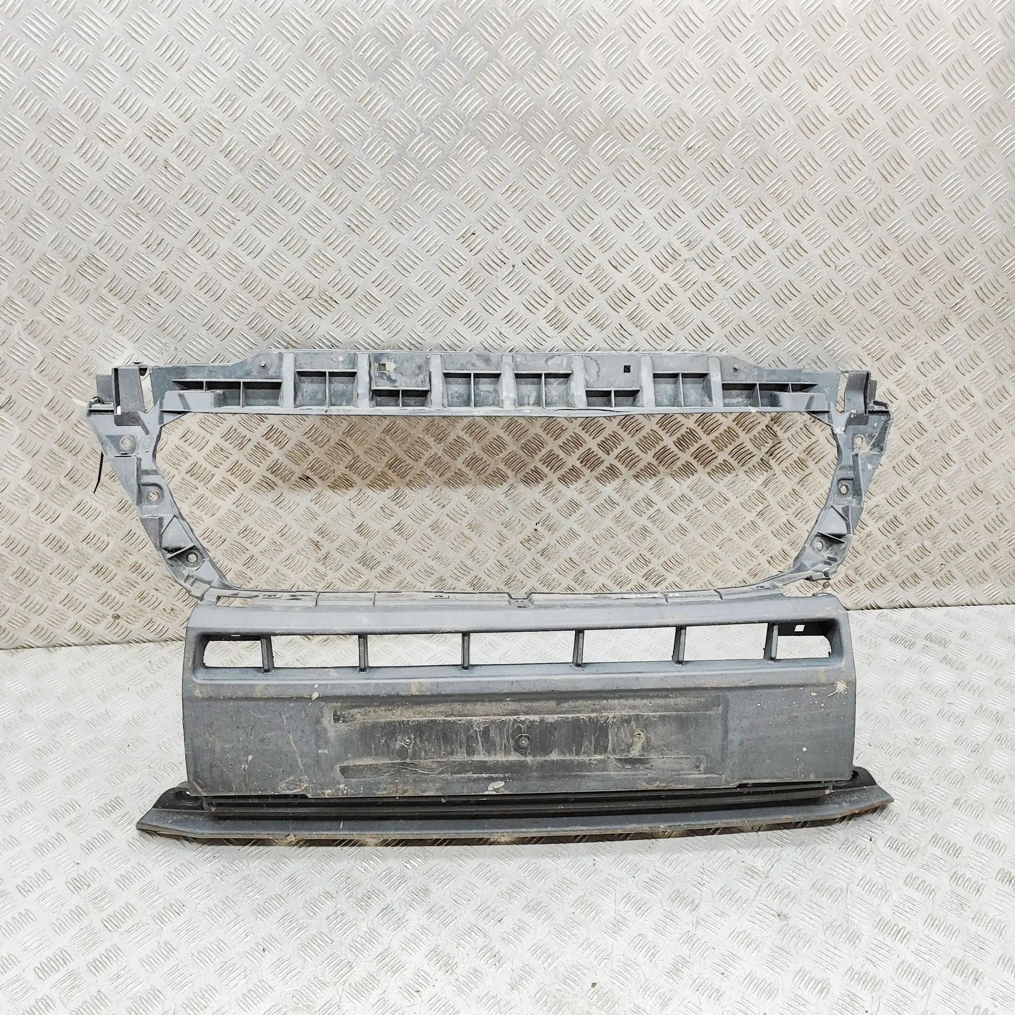 Peugeot Boxer front bumper Front bumper — PEUGEOT BOXER (Platform/chassis)...