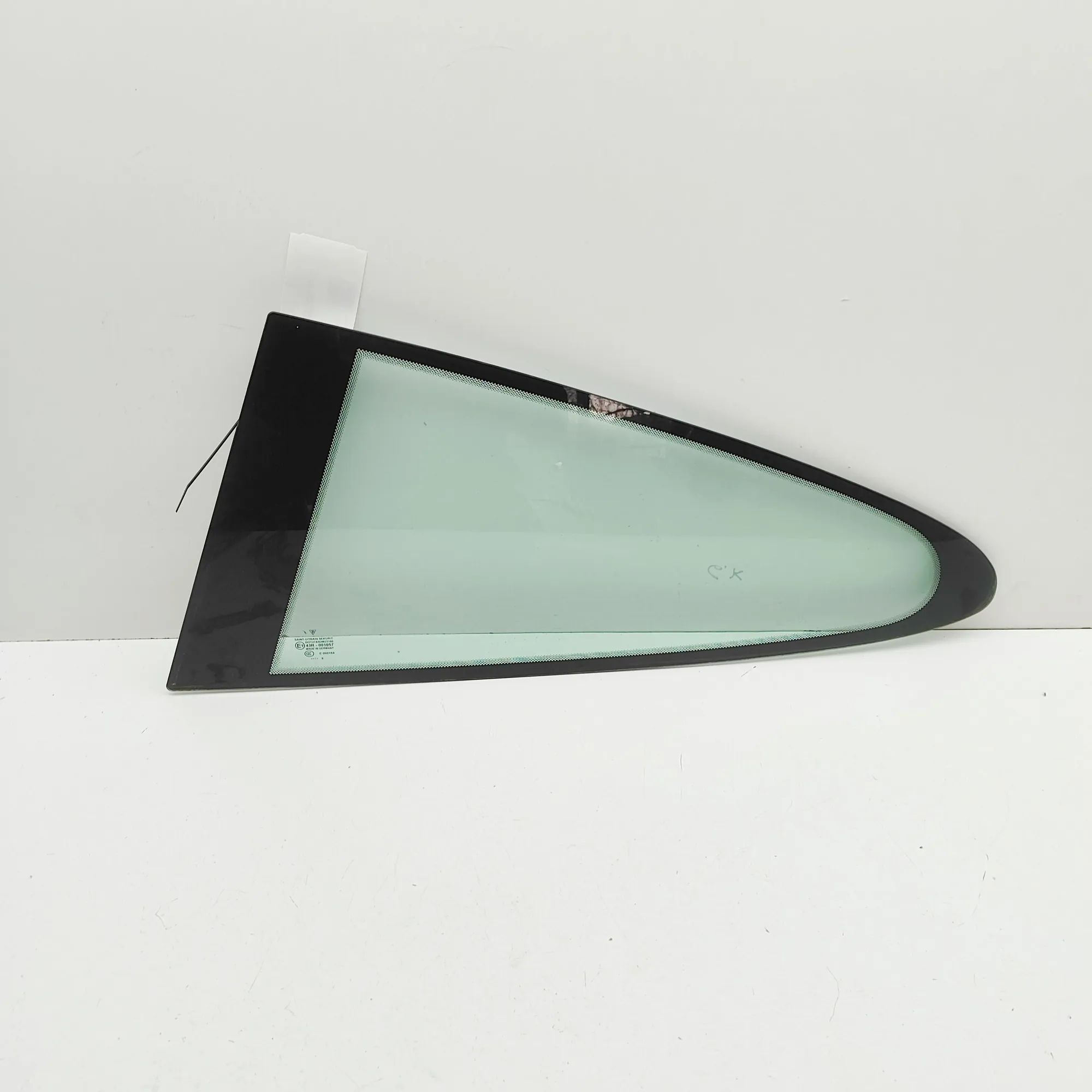 Porsche 911 (997) Rear Left Quarter Window Rear Left Quarter Window — PORSCHE 911 (997) (2...