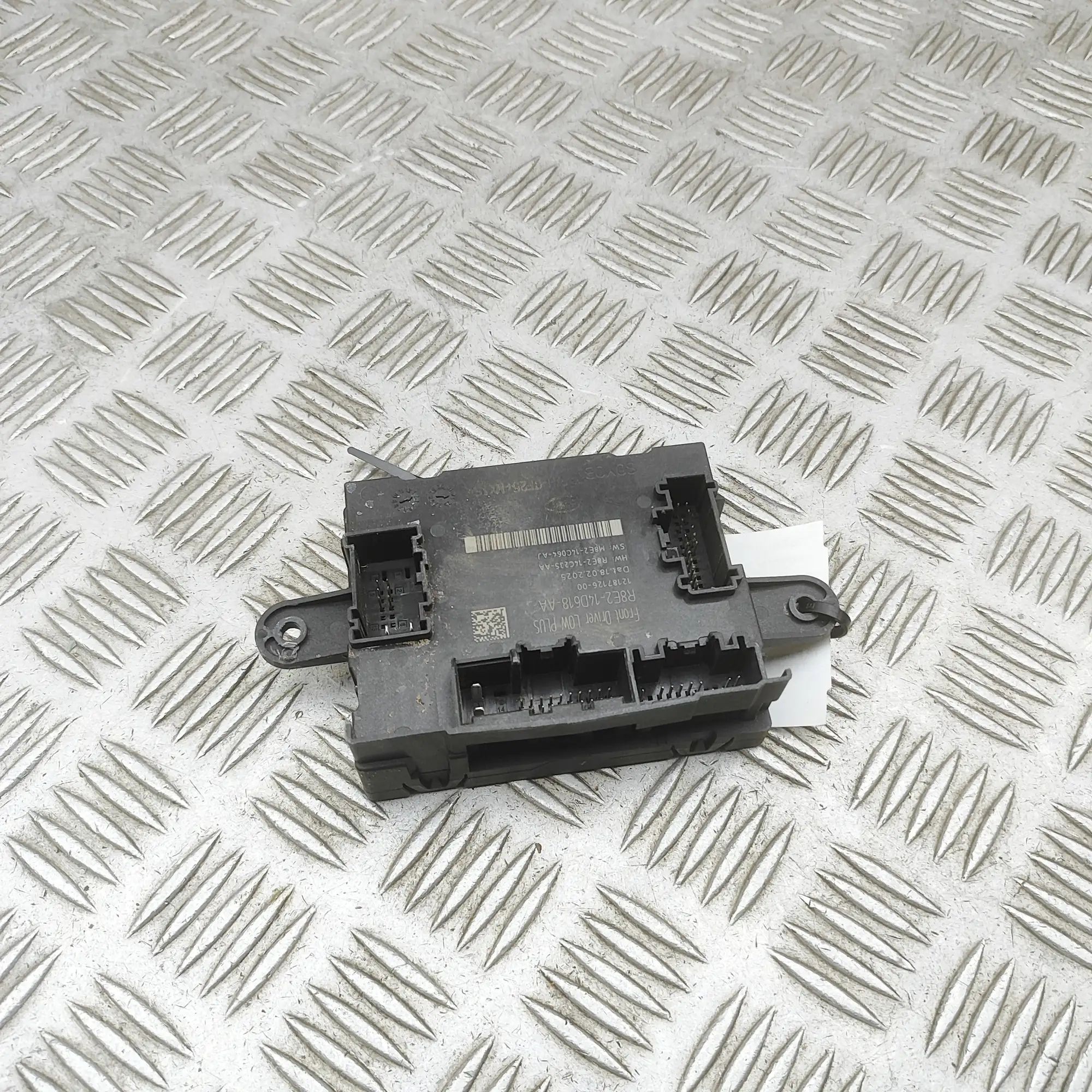Land Rover Range Rover Evoque Door control unit — front right Door control unit — front right — LAND ROVER RA...
