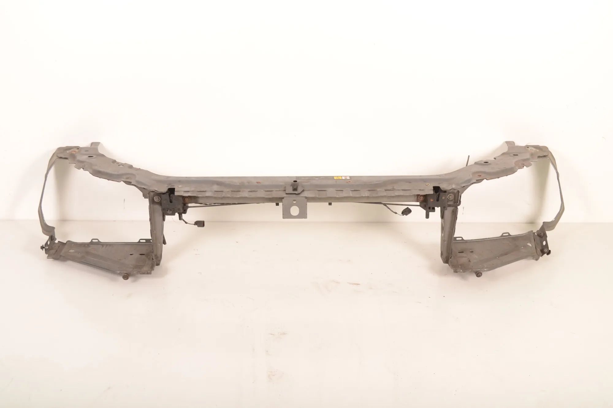 Land Rover Freelander Slam Panel Frame Kit Slam Panel Frame Kit — LAND ROVER FREELANDER (2...