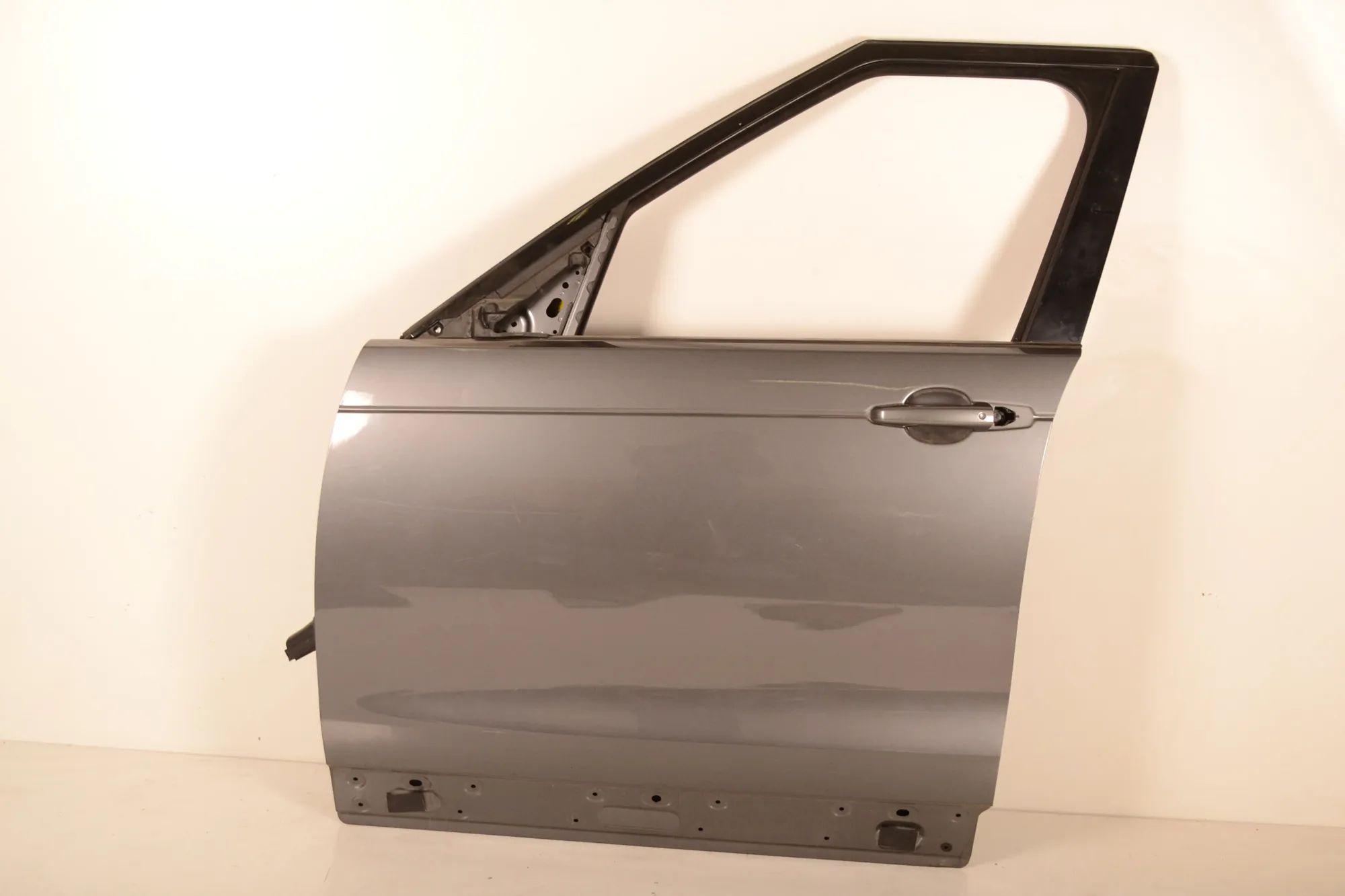 Land Rover Discovery Door — front left Door — front left — LAND ROVER DISCOVERY (V L46...