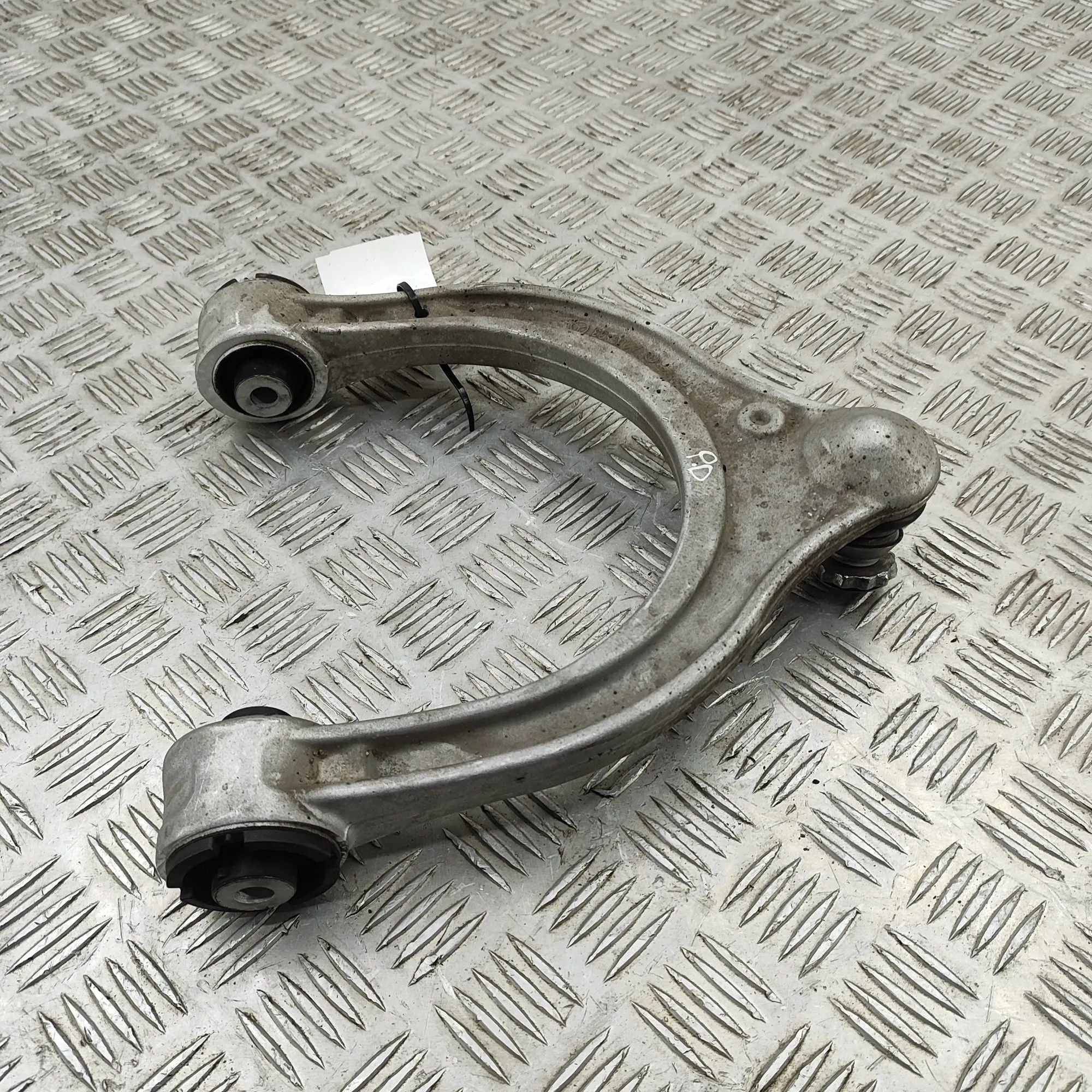 Mercedes-Benz A (W177) Front Right Upper Control Arm Front Right Upper Control Arm — MERCEDES BENZ C...