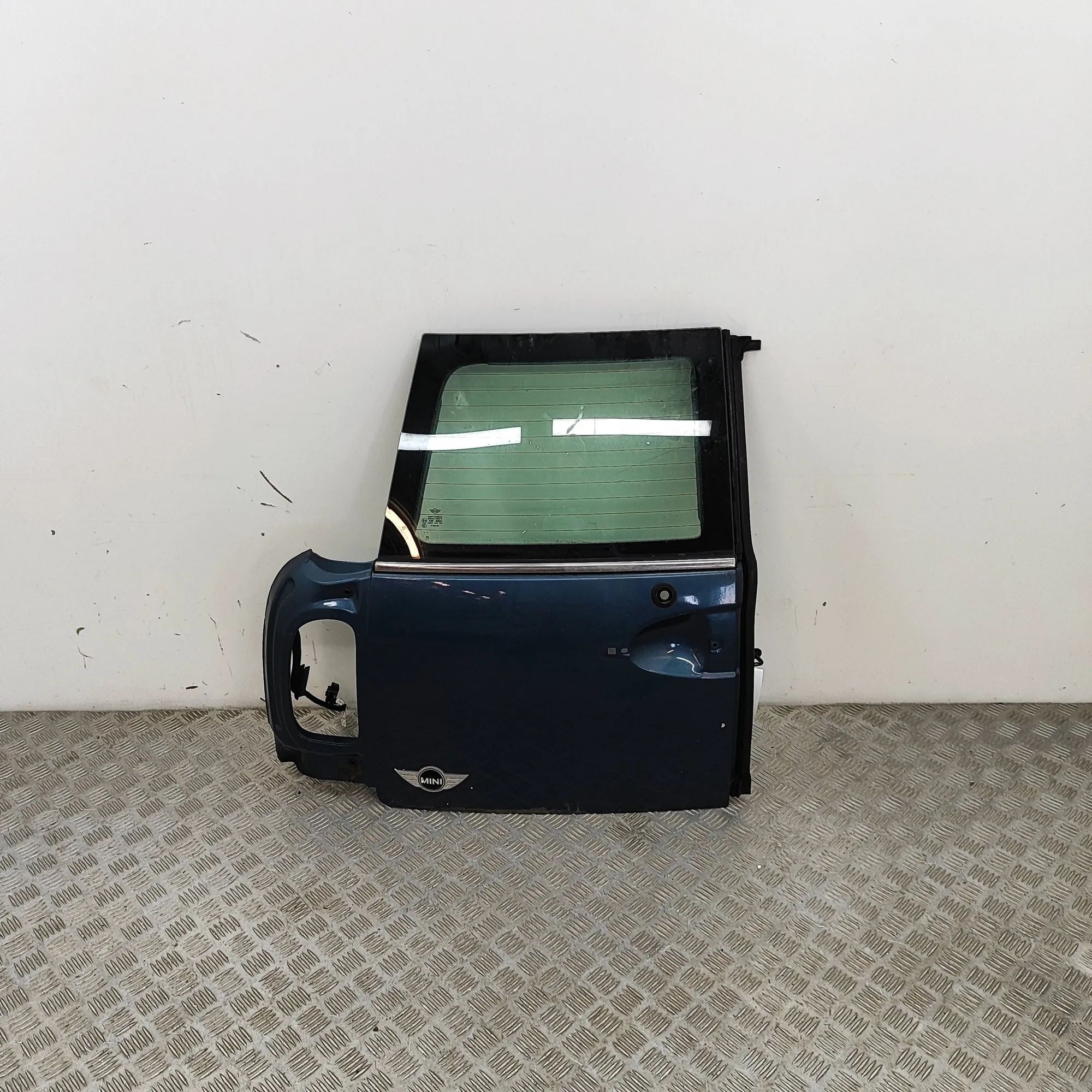 Mini One, Cooper, Clubman (R55 - R59) Door — rear left