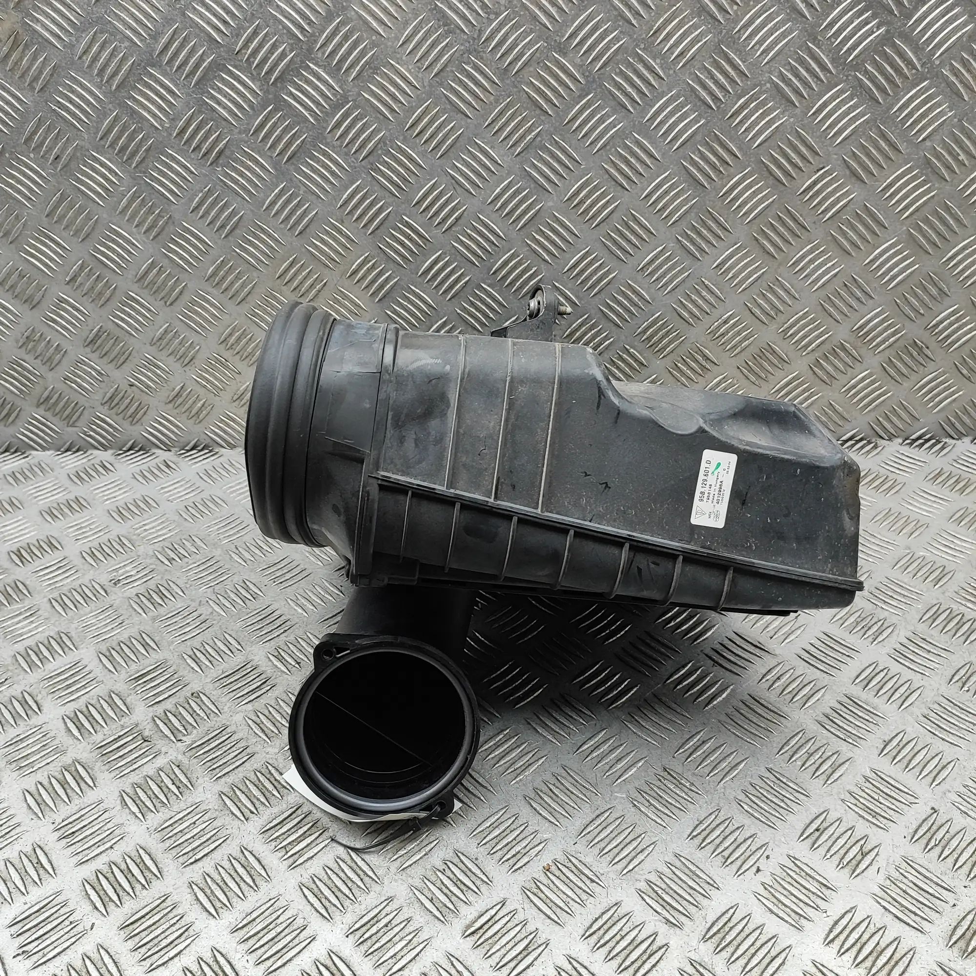 Porsche Macan Воздухоочиститель  Air Filter Box — PORSCHE MACAN (95B) (2014-...)...