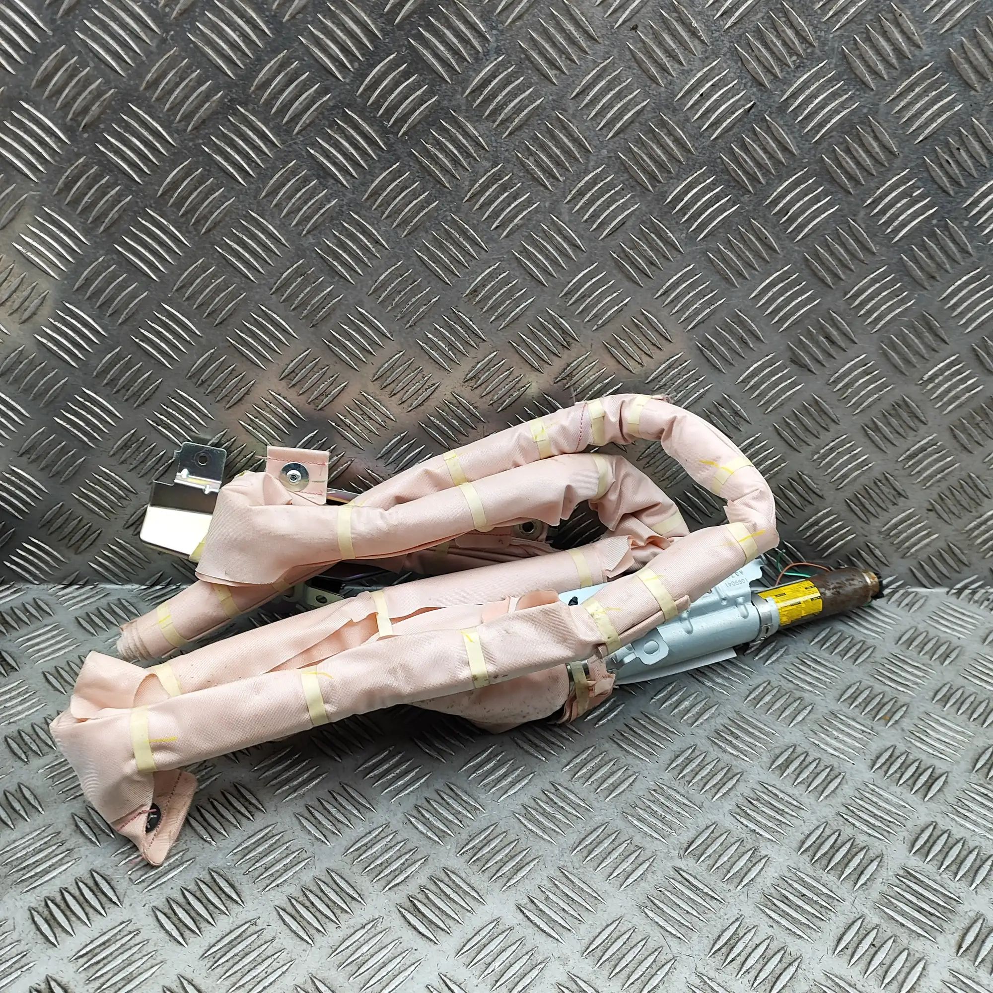 Subaru Forester Right Side Roof Safety Curtain SRS Right Side Roof Safety Curtain SRS — SUBARU FOR...