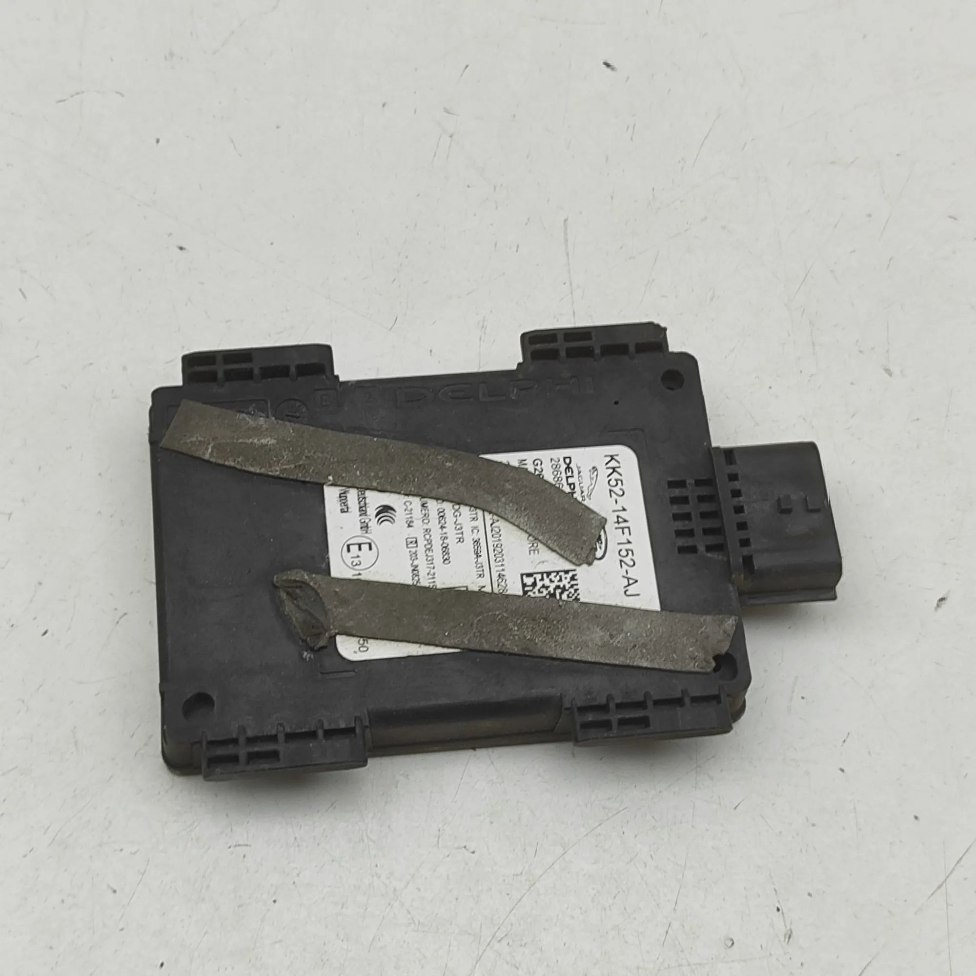 Land Rover Range Rover Sport (L494) Blind Spot Control Module Blind Spot Control Module — LAND ROVER RANGE RO...