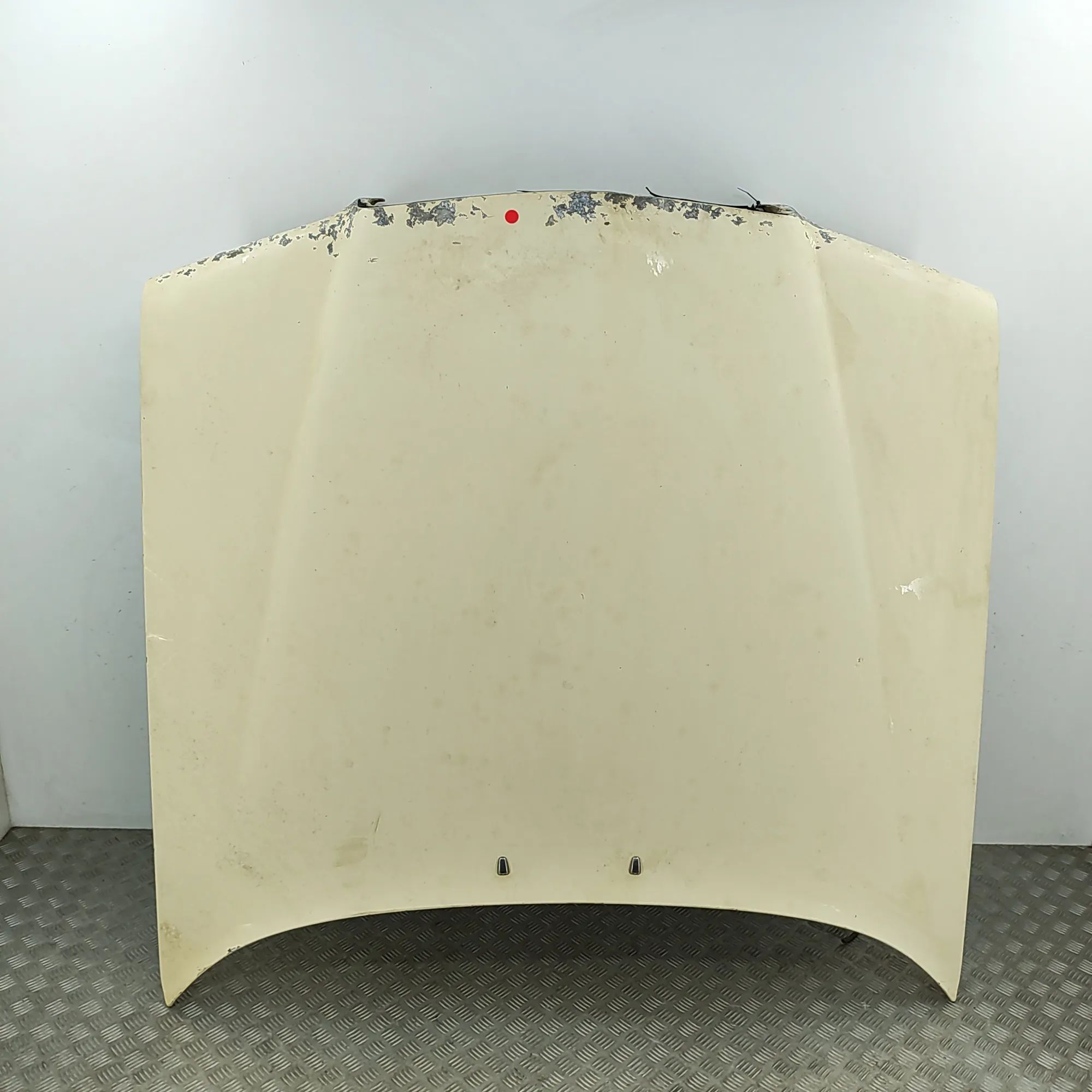 Mercedes-Benz 200 - 300 (W123) Bonnet Hood Bonnet Hood — MERCEDES BENZ S-CLASS (W126) (197...