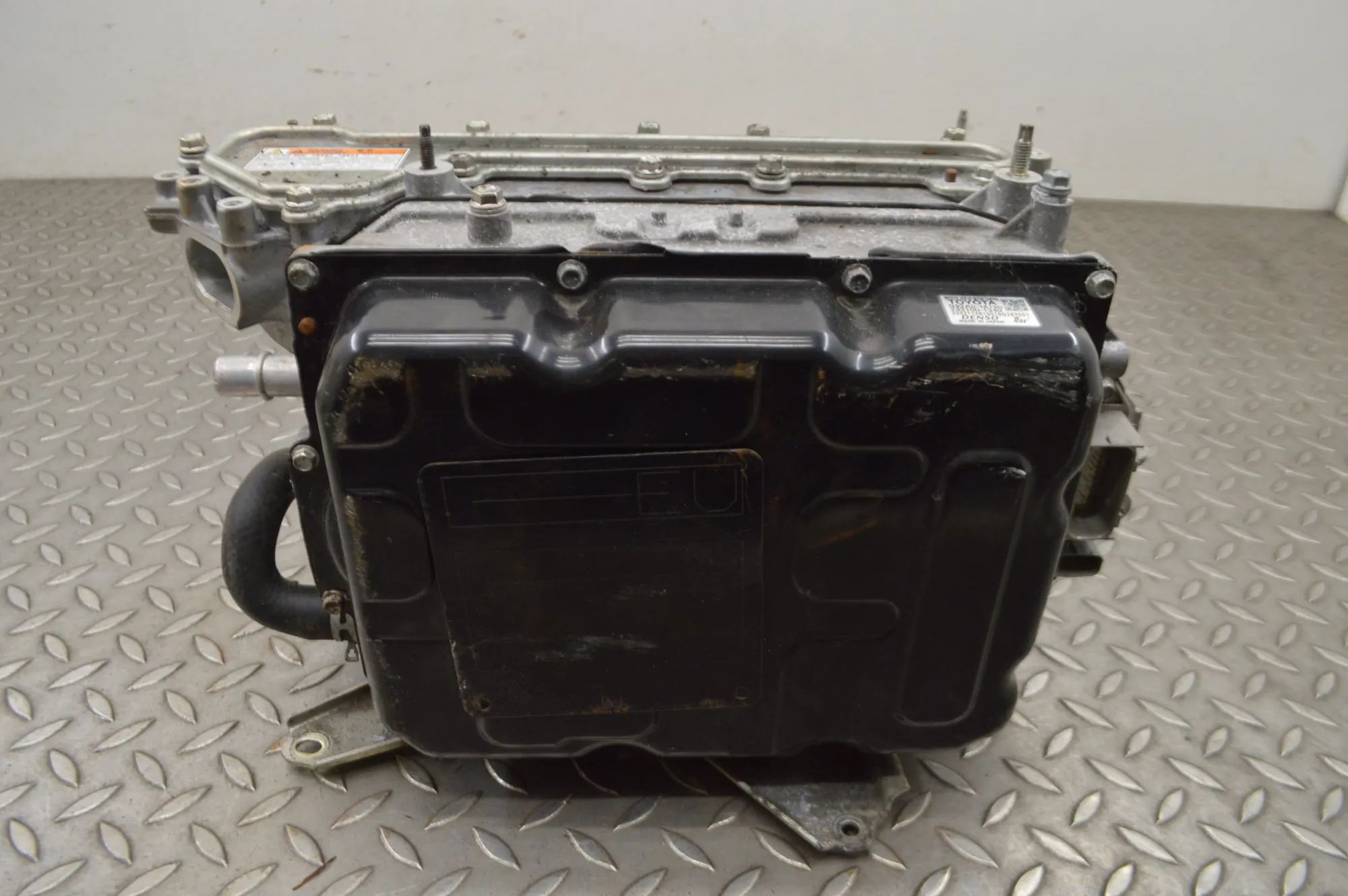 Lexus RX Voolukonverter 12v-230v Inverter — LEXUS RX (_L2_) (2015-...) — G92A0-4...